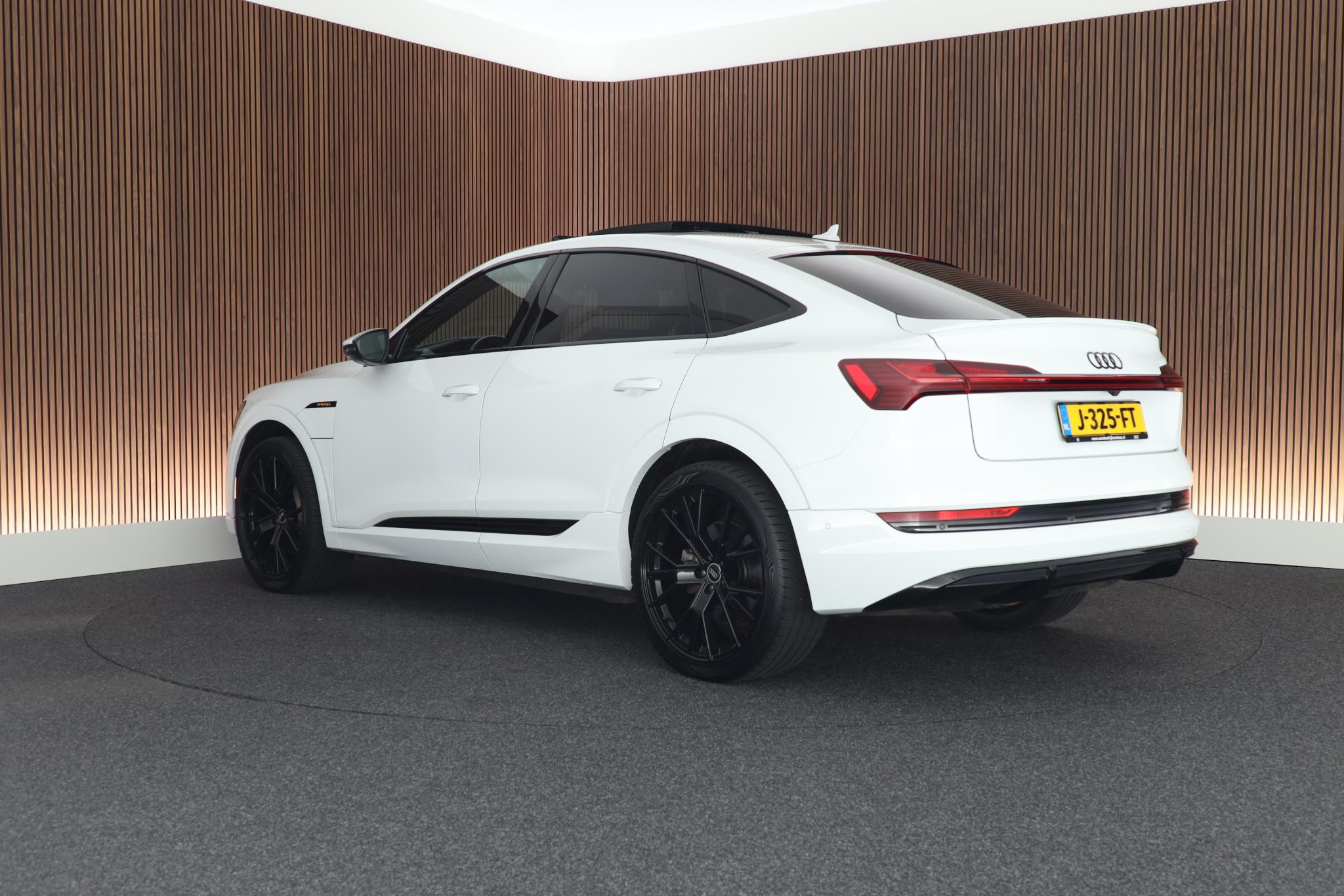 Foto van Audi E-tron Sportback 50