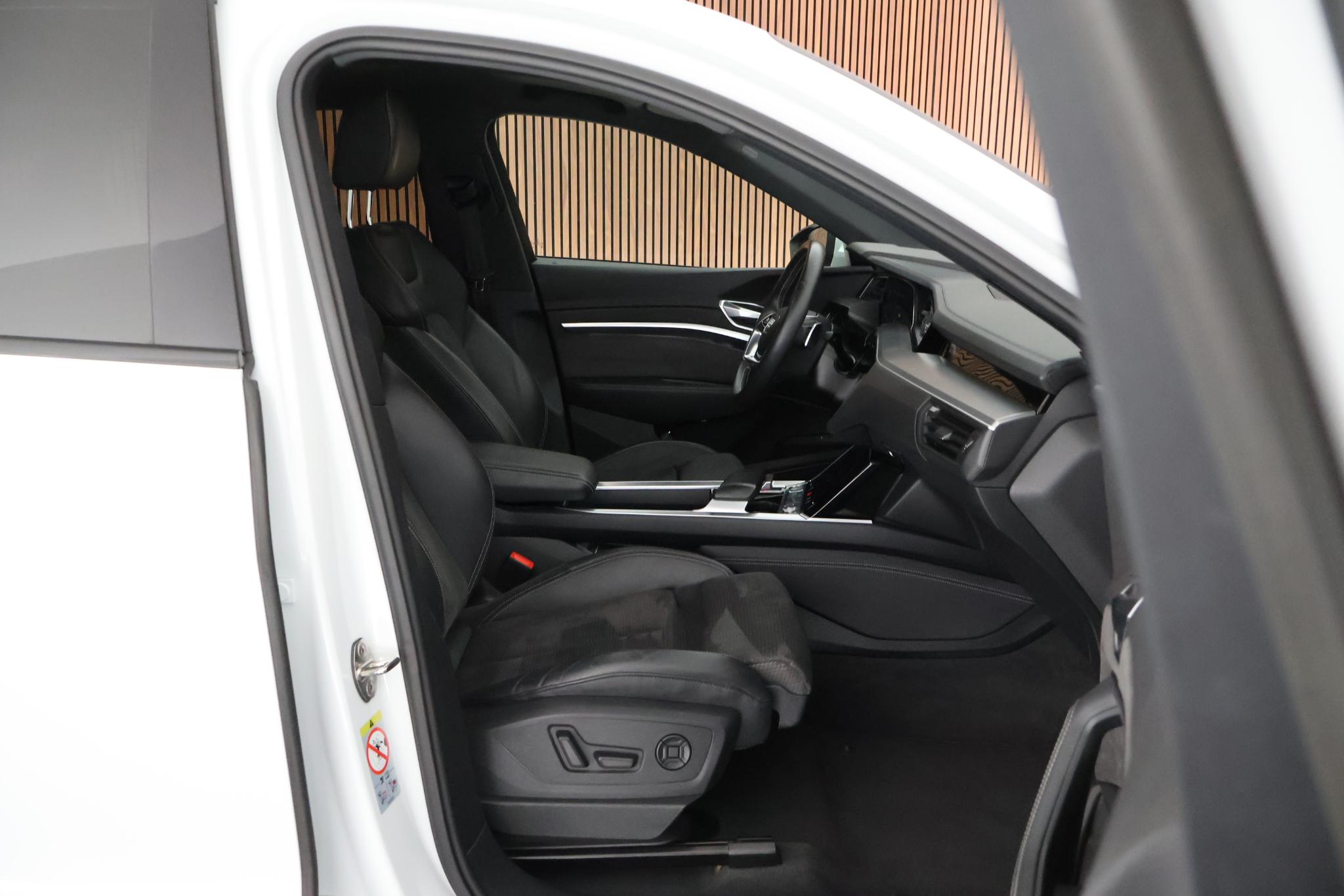 Foto van Audi E-tron Sportback 50