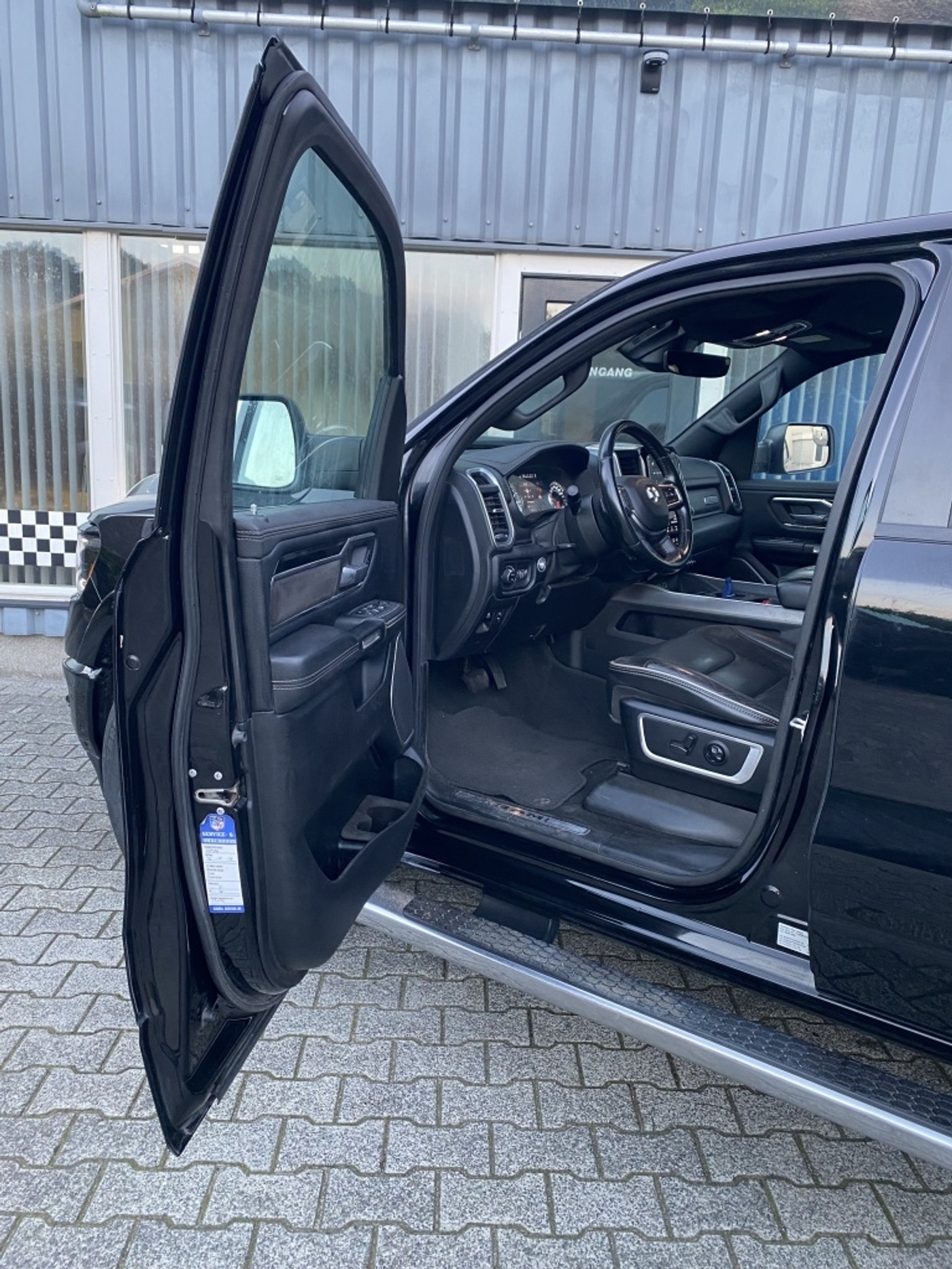 Foto van Ram Ram 1500 Laramie