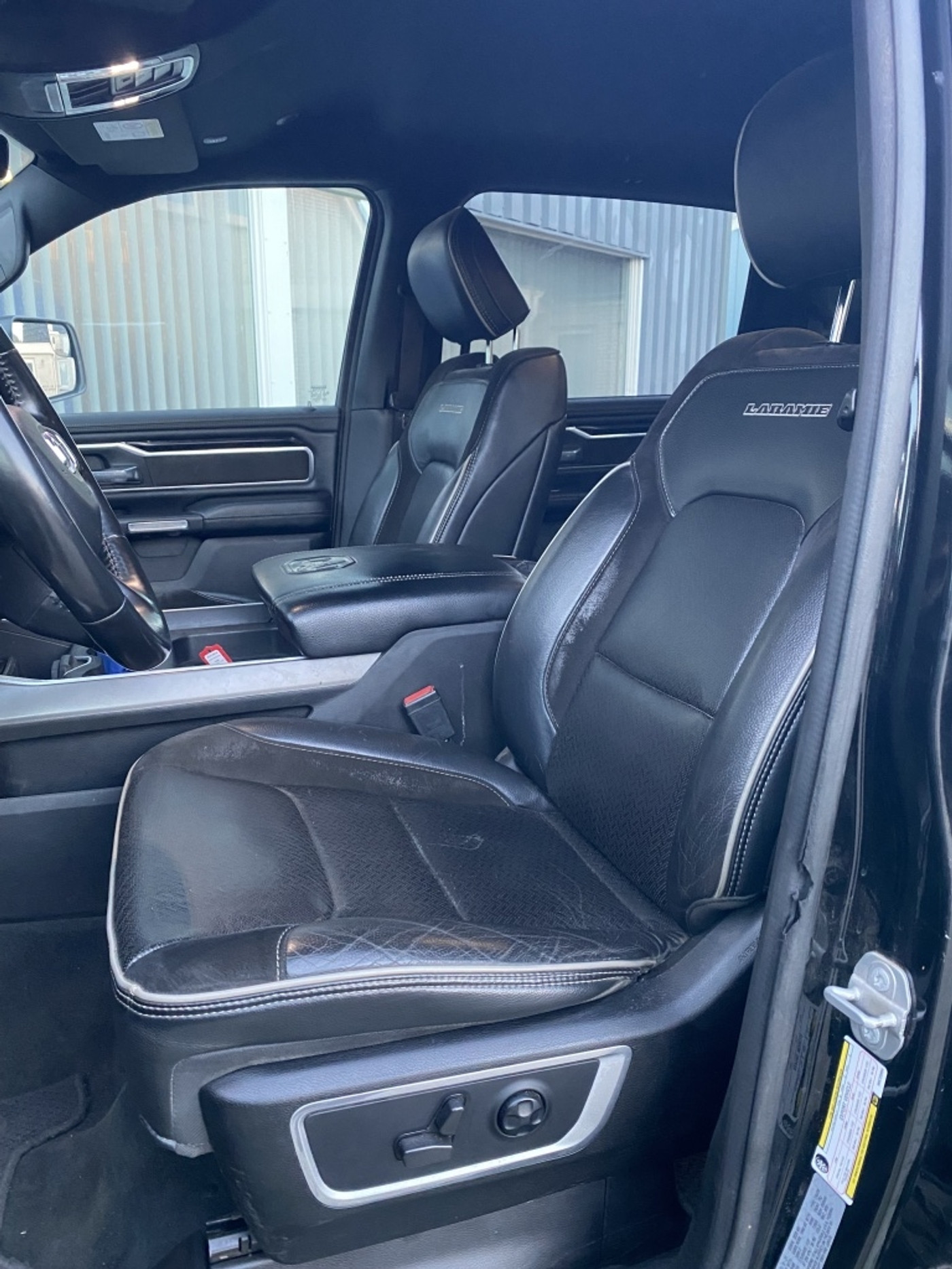 Foto van Ram Ram 1500 Laramie