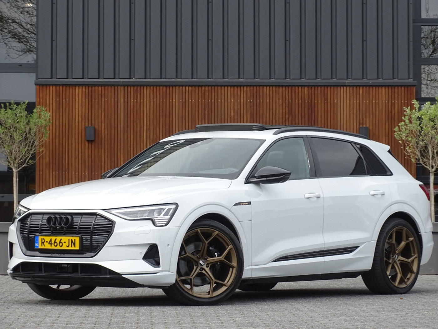 Audi Audi E-tron e-tron 55 Quattro 408PK / pano / 22'' RS / 360° 2019 - voorkant