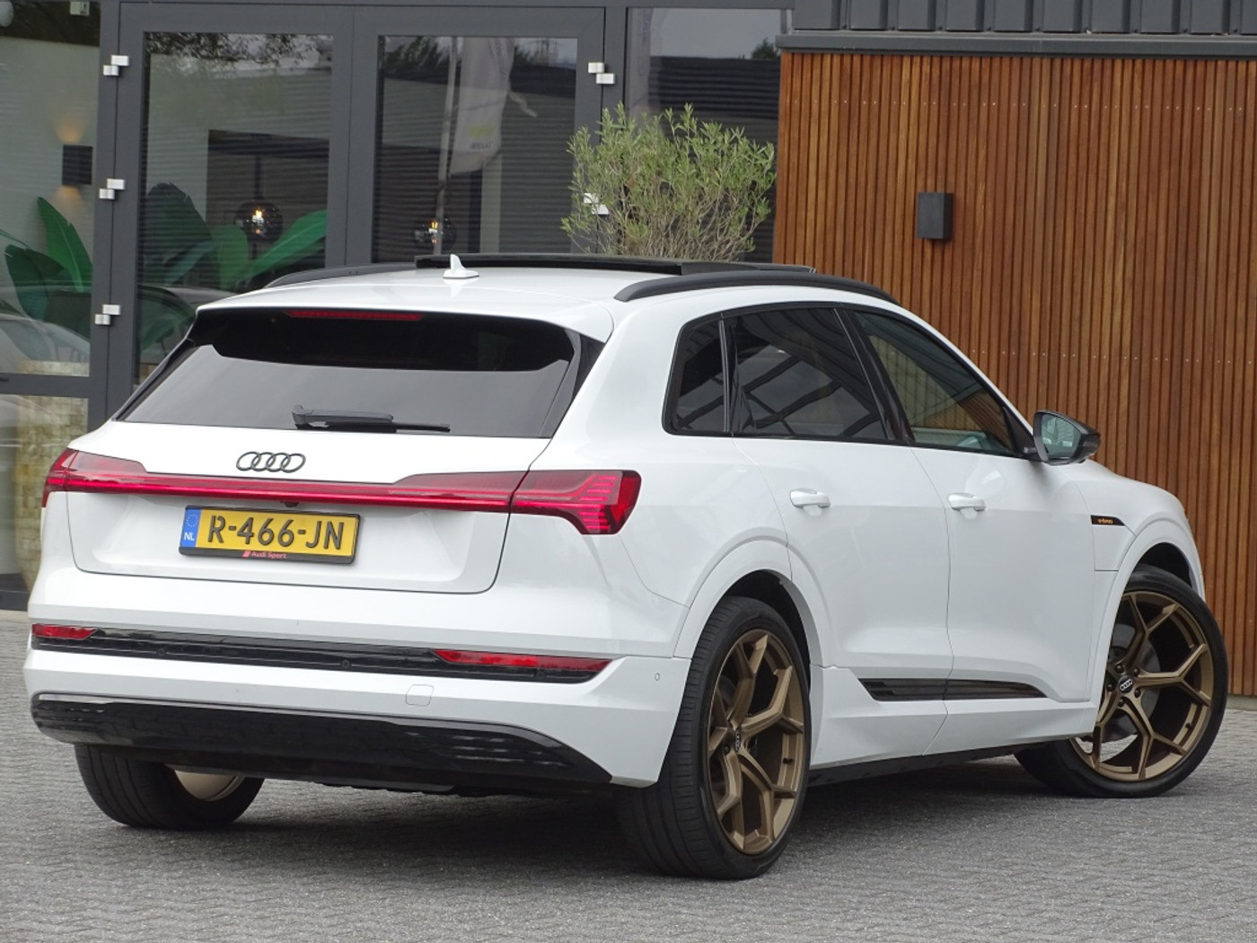 Foto van Audi Audi E-tron