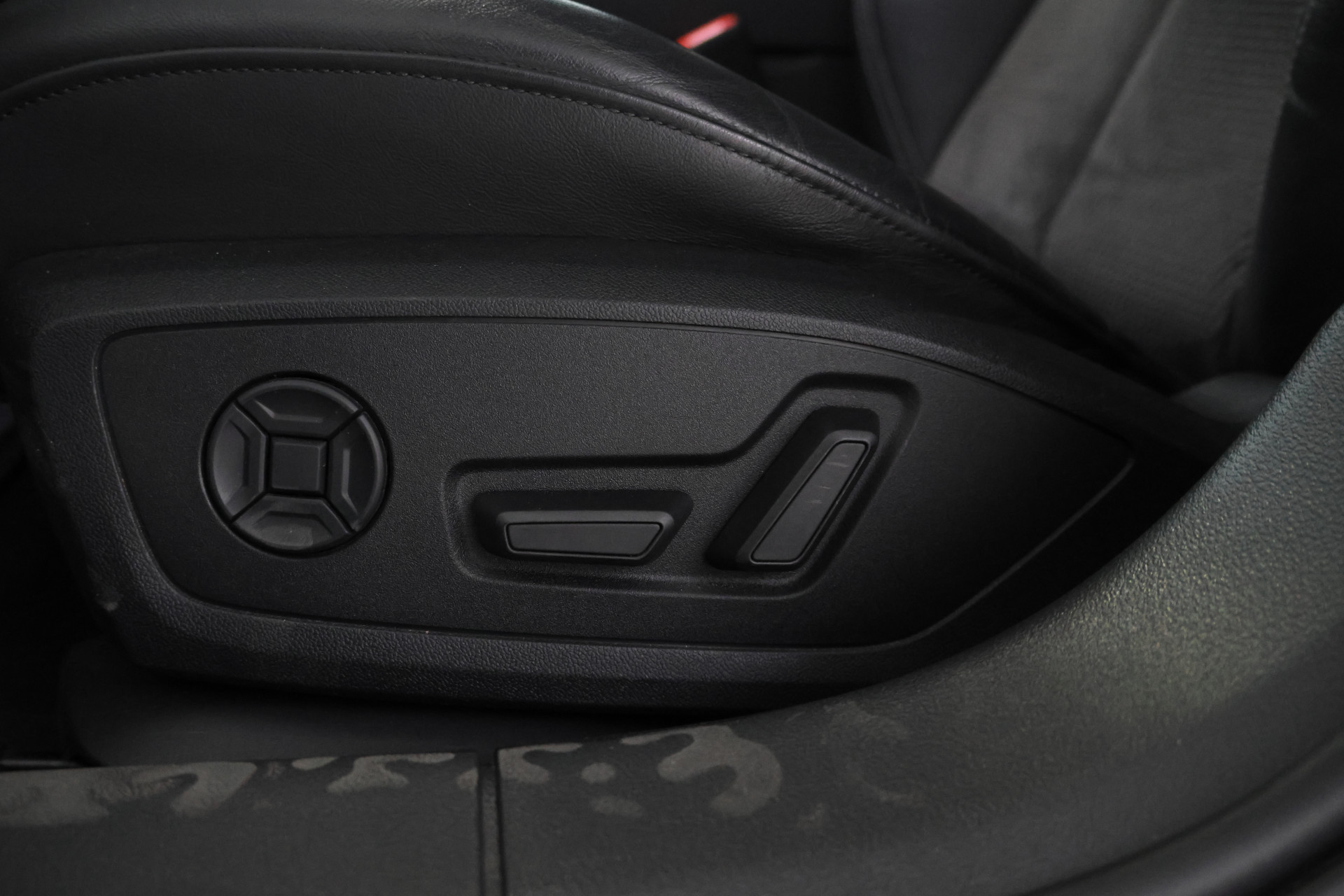 Foto van Audi A6 Avant 55 TFSI E