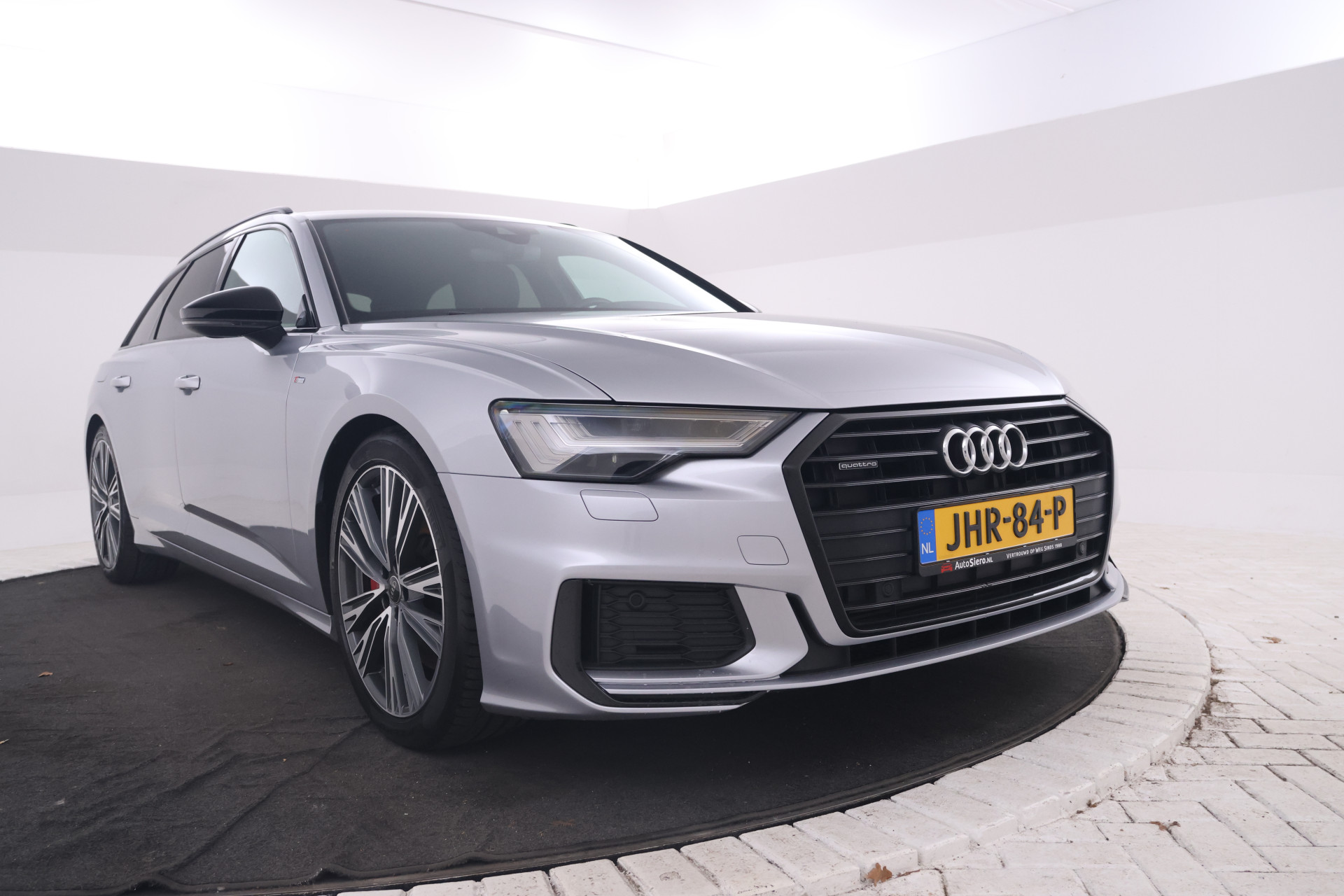 Foto van Audi A6 Avant 55 TFSI E