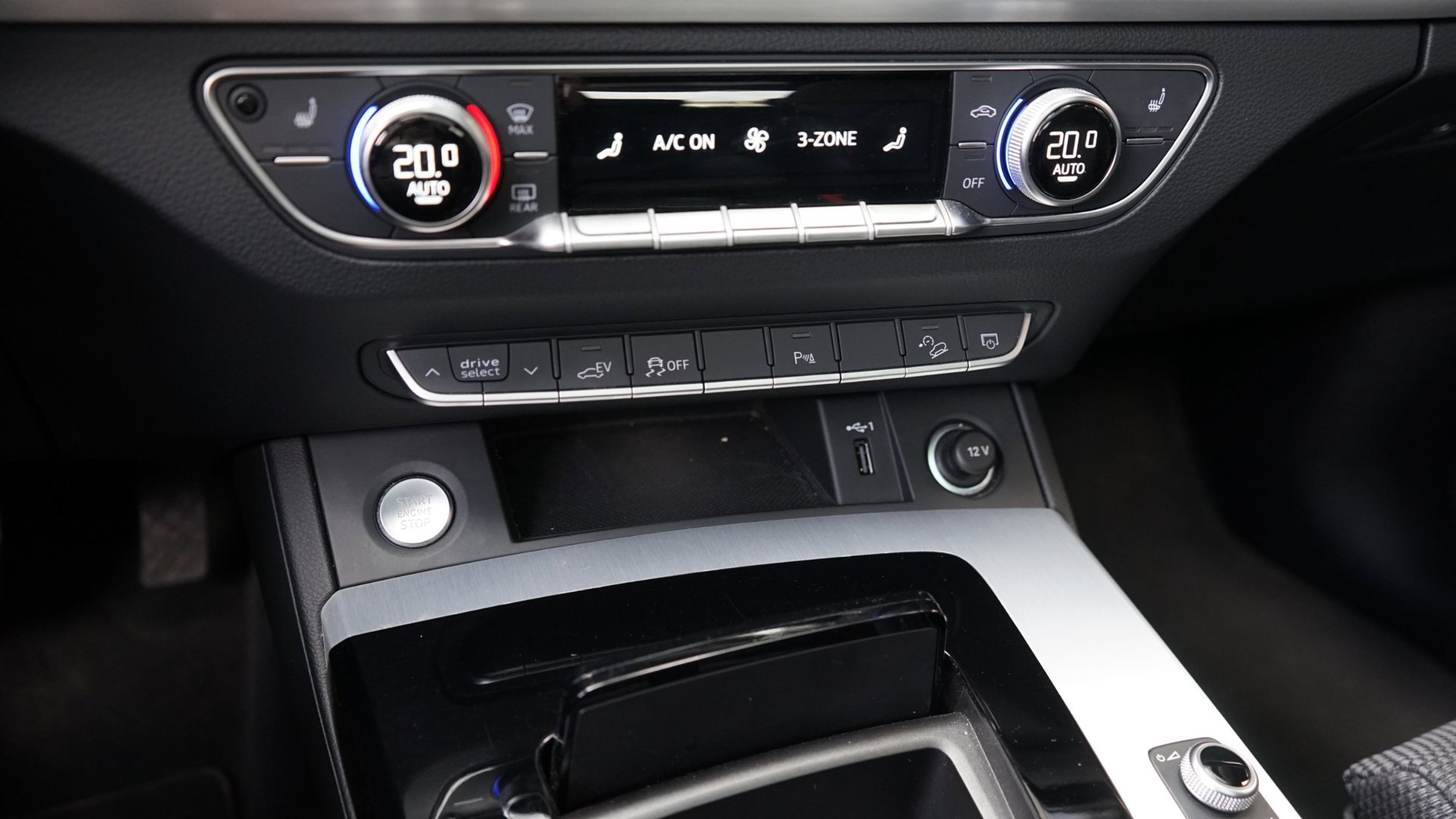 Foto van Audi Q5 55 TFSI E