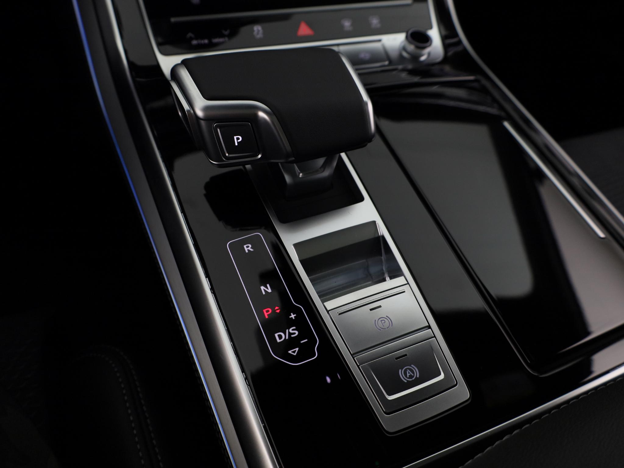 Foto van Audi Q7 55 TFSI E