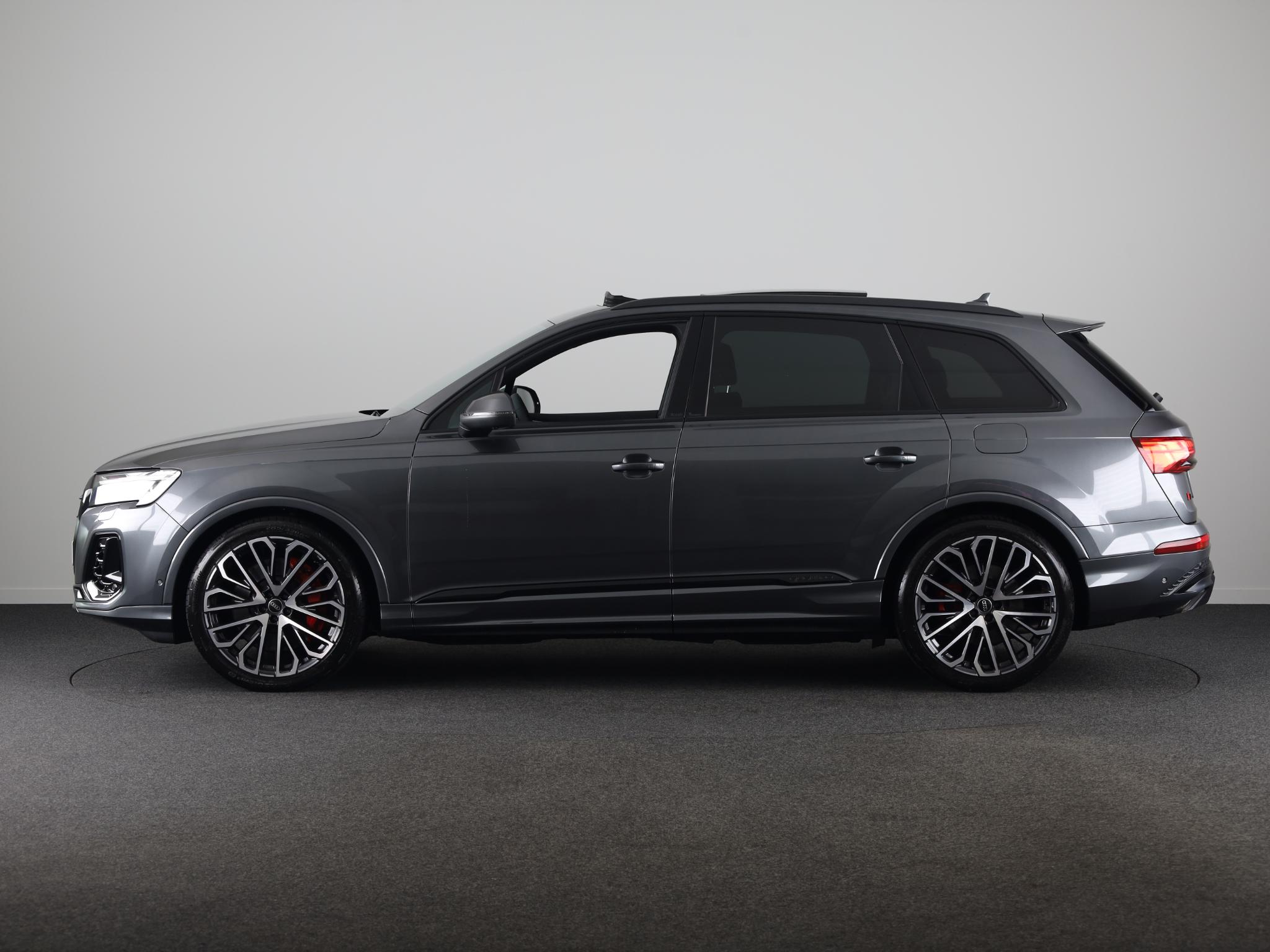 Foto van Audi Q7 55 TFSI E