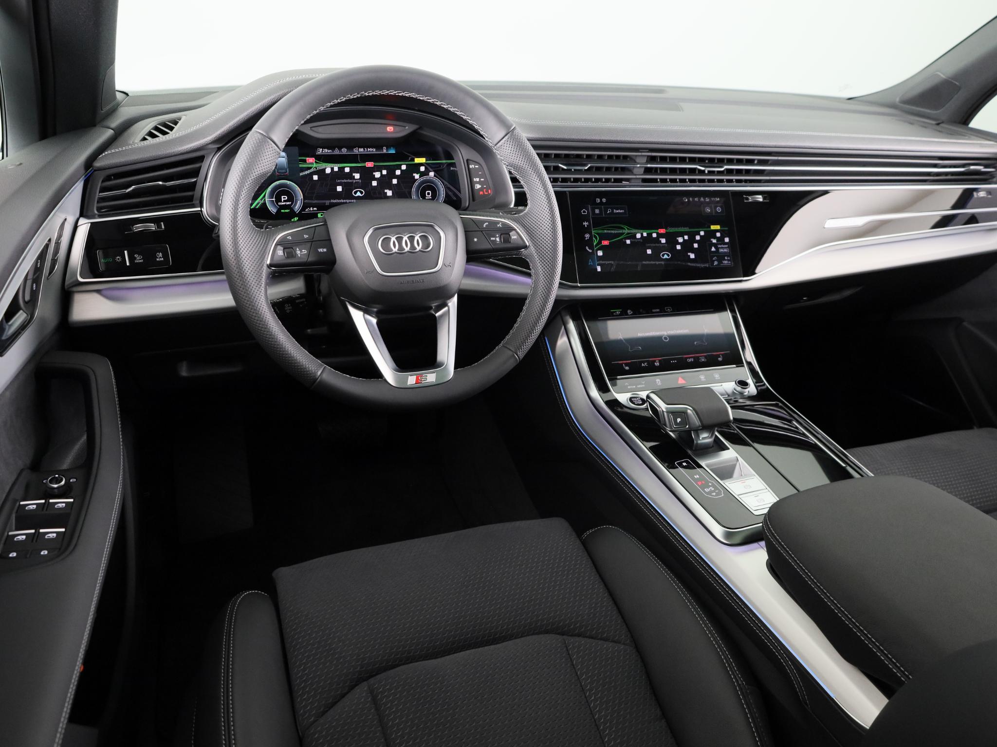 Foto van Audi Q7 55 TFSI E