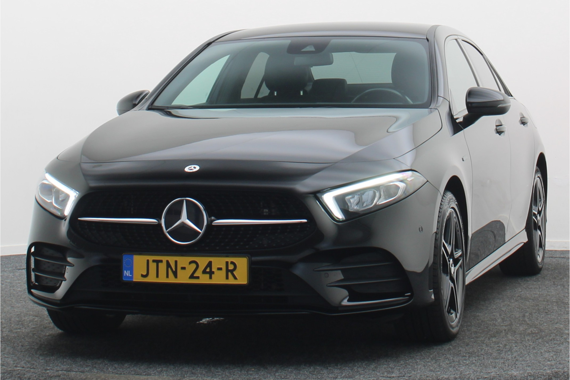 Foto van Mercedes-Benz A 250 E