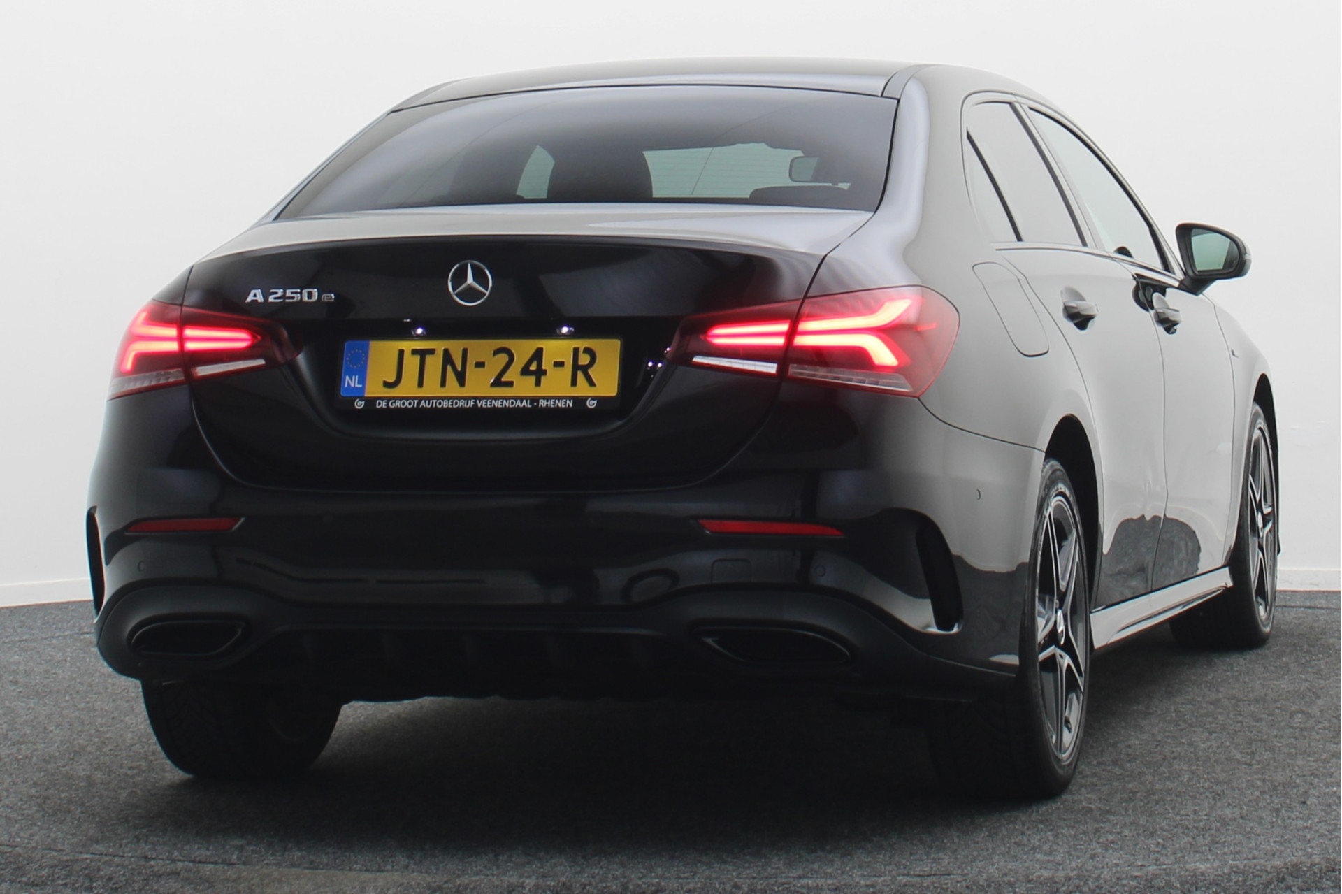 Foto van Mercedes-Benz A 250 E