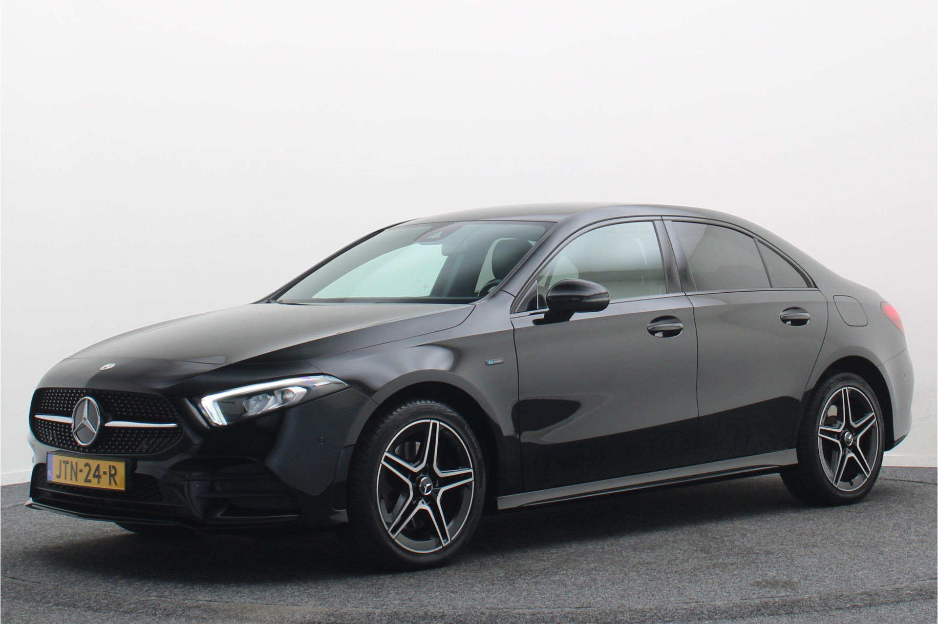 Foto van Mercedes-Benz A 250 E