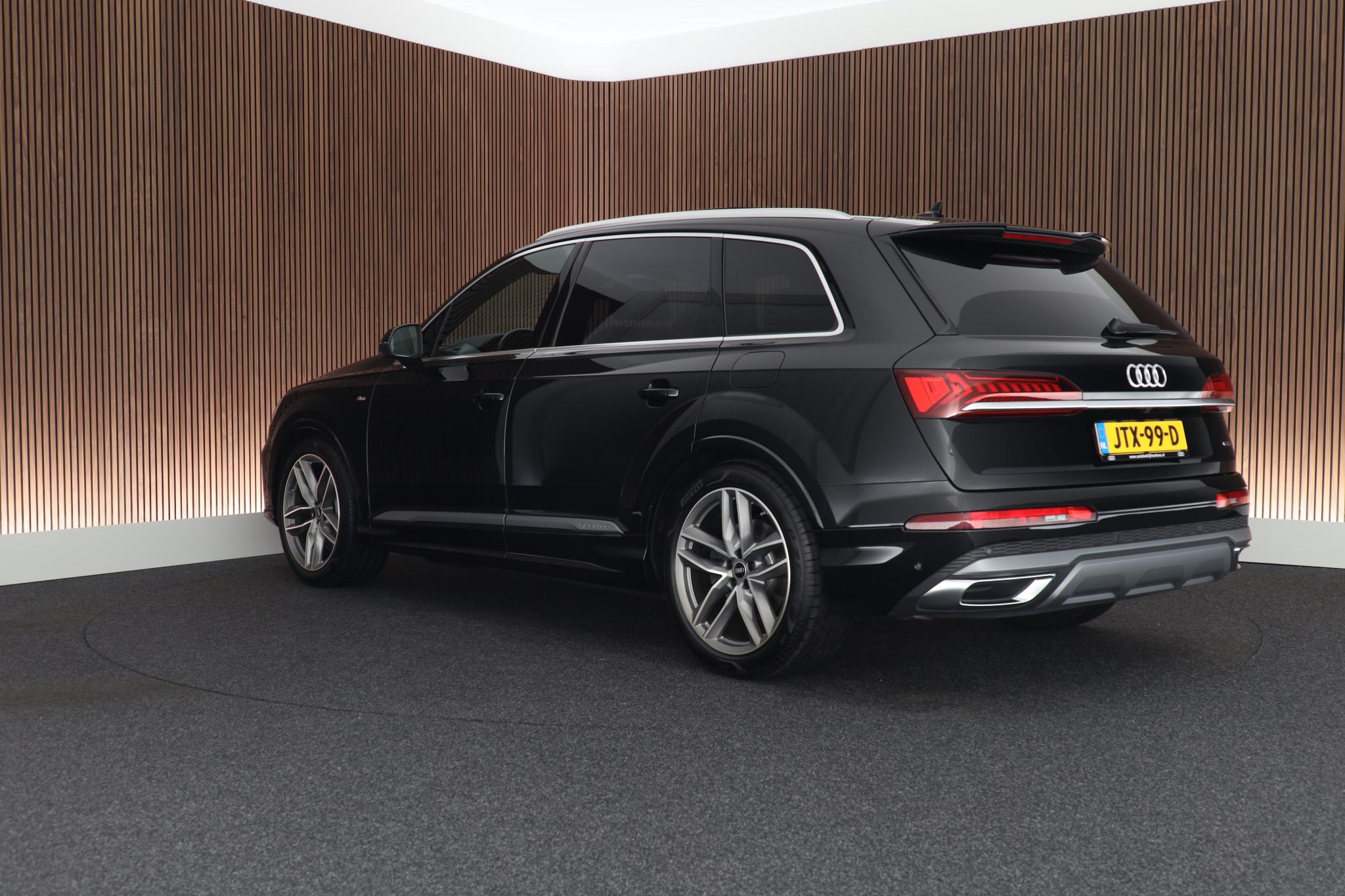 Foto van Audi Q7 55 TFSI E