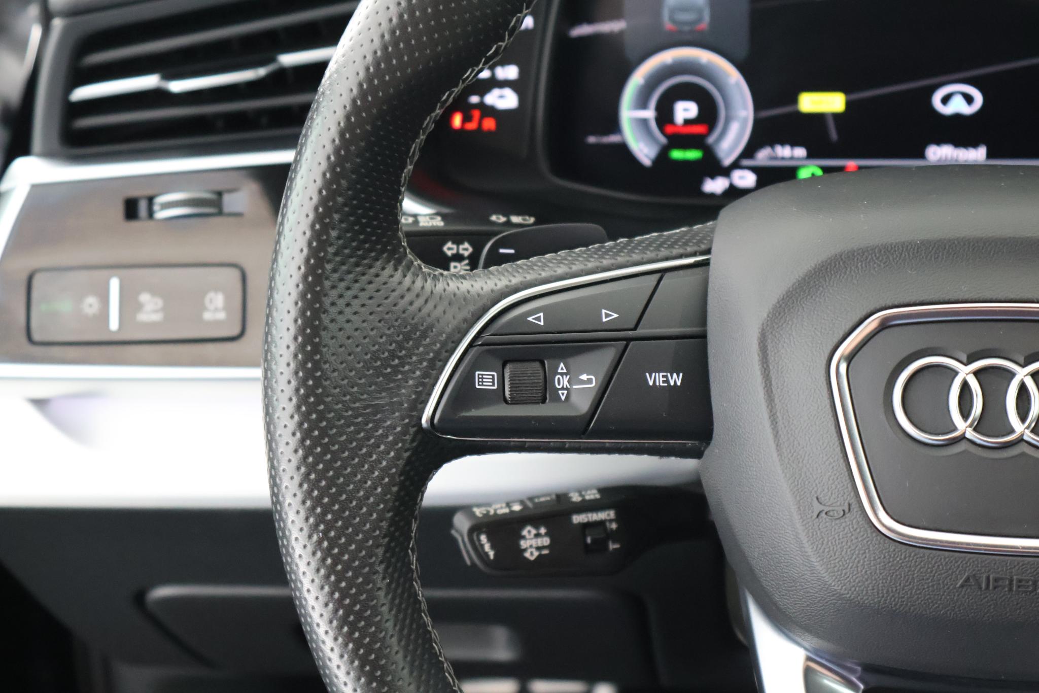 Foto van Audi Q7 55 TFSI E
