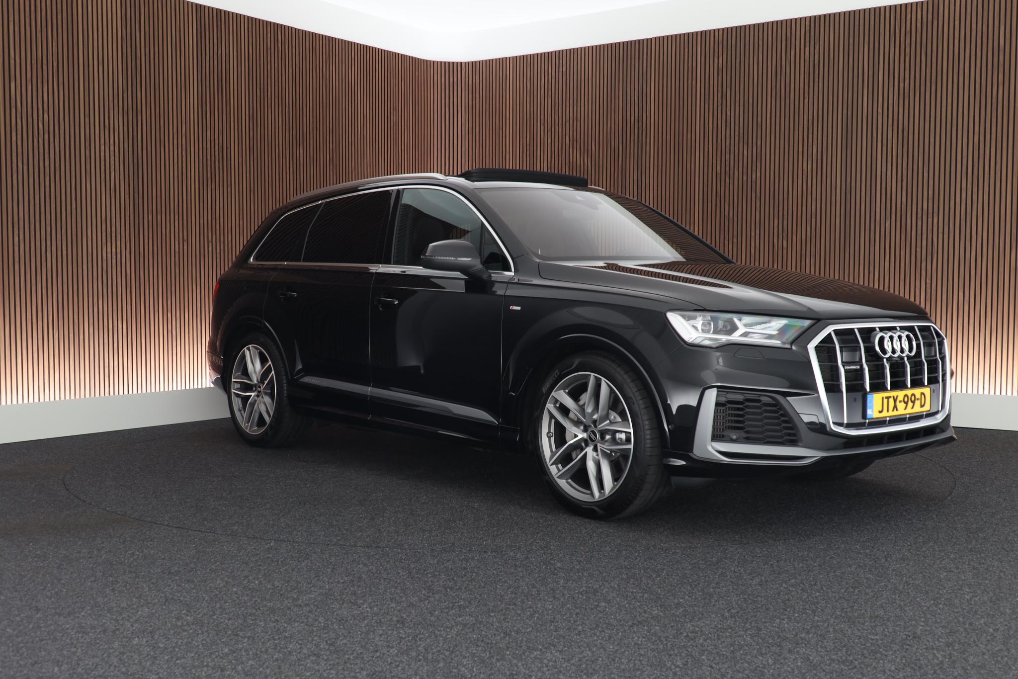Foto van Audi Q7 55 TFSI E
