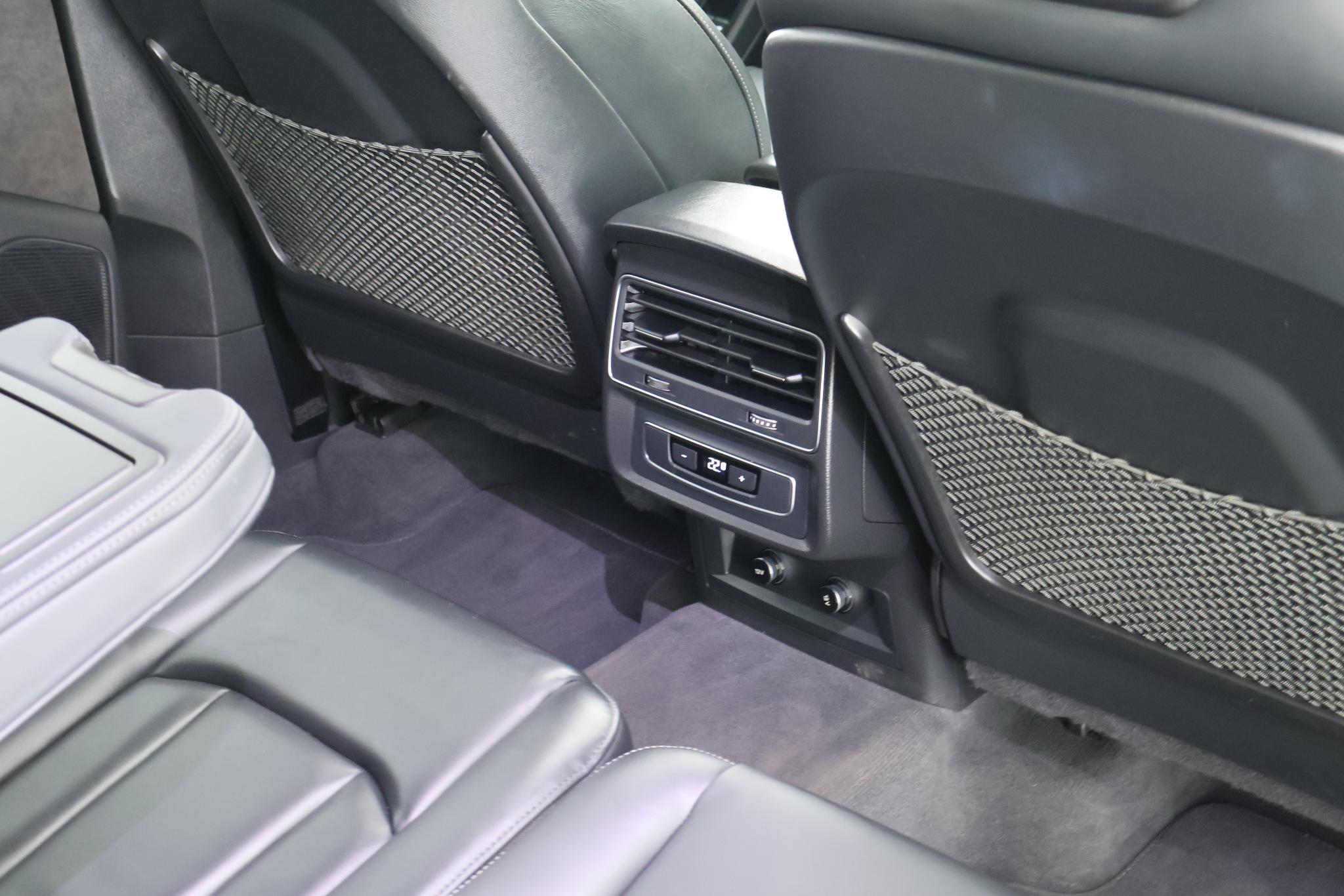 Foto van Audi Q7 55 TFSI E