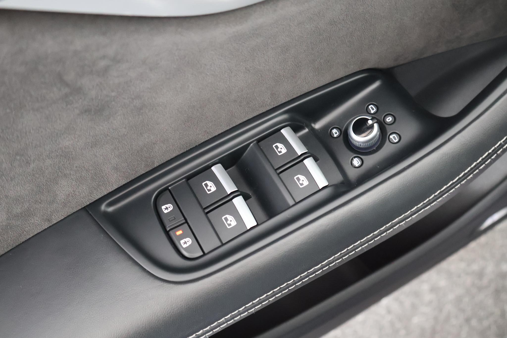 Foto van Audi Q7 55 TFSI E