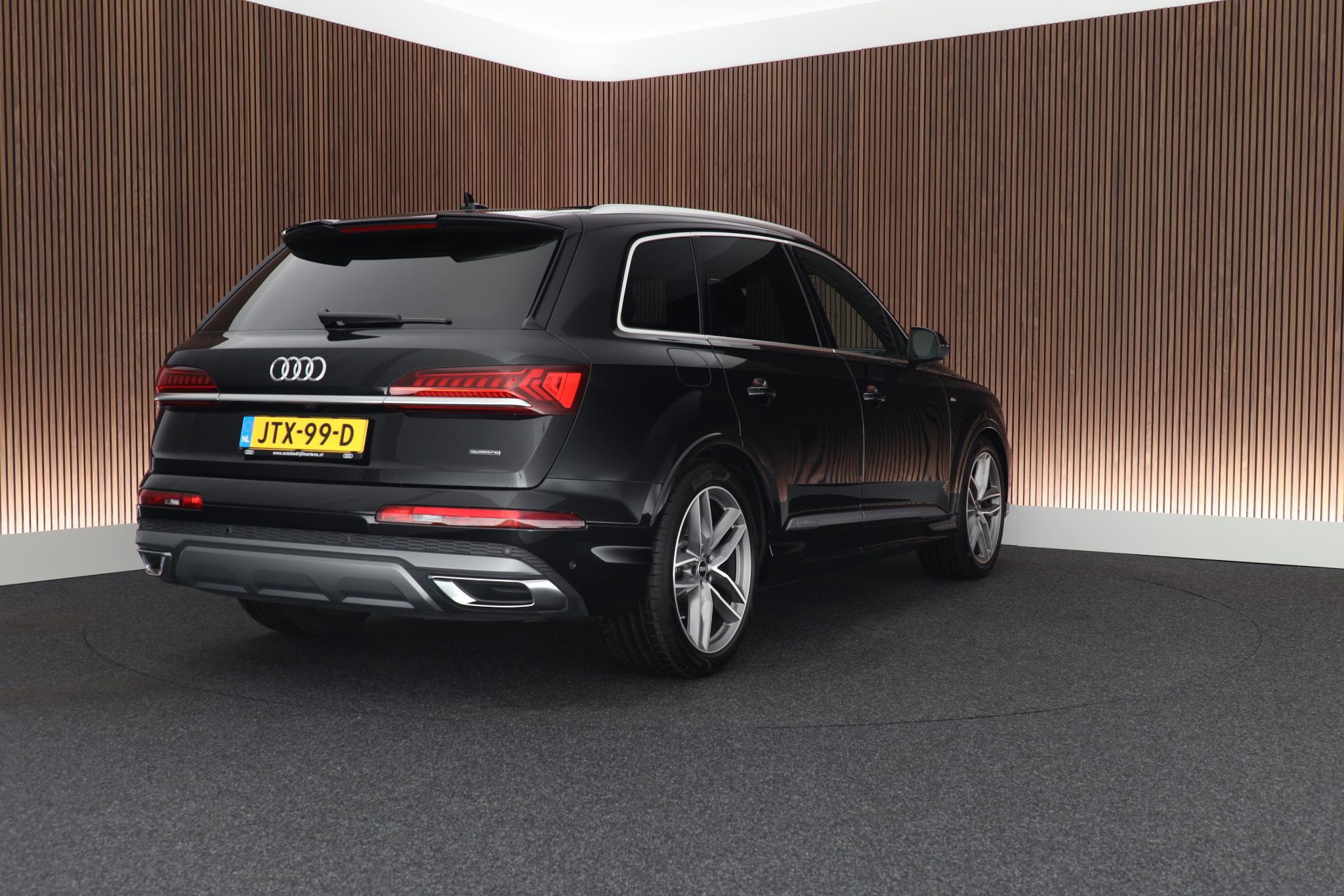 Foto van Audi Q7 55 TFSI E
