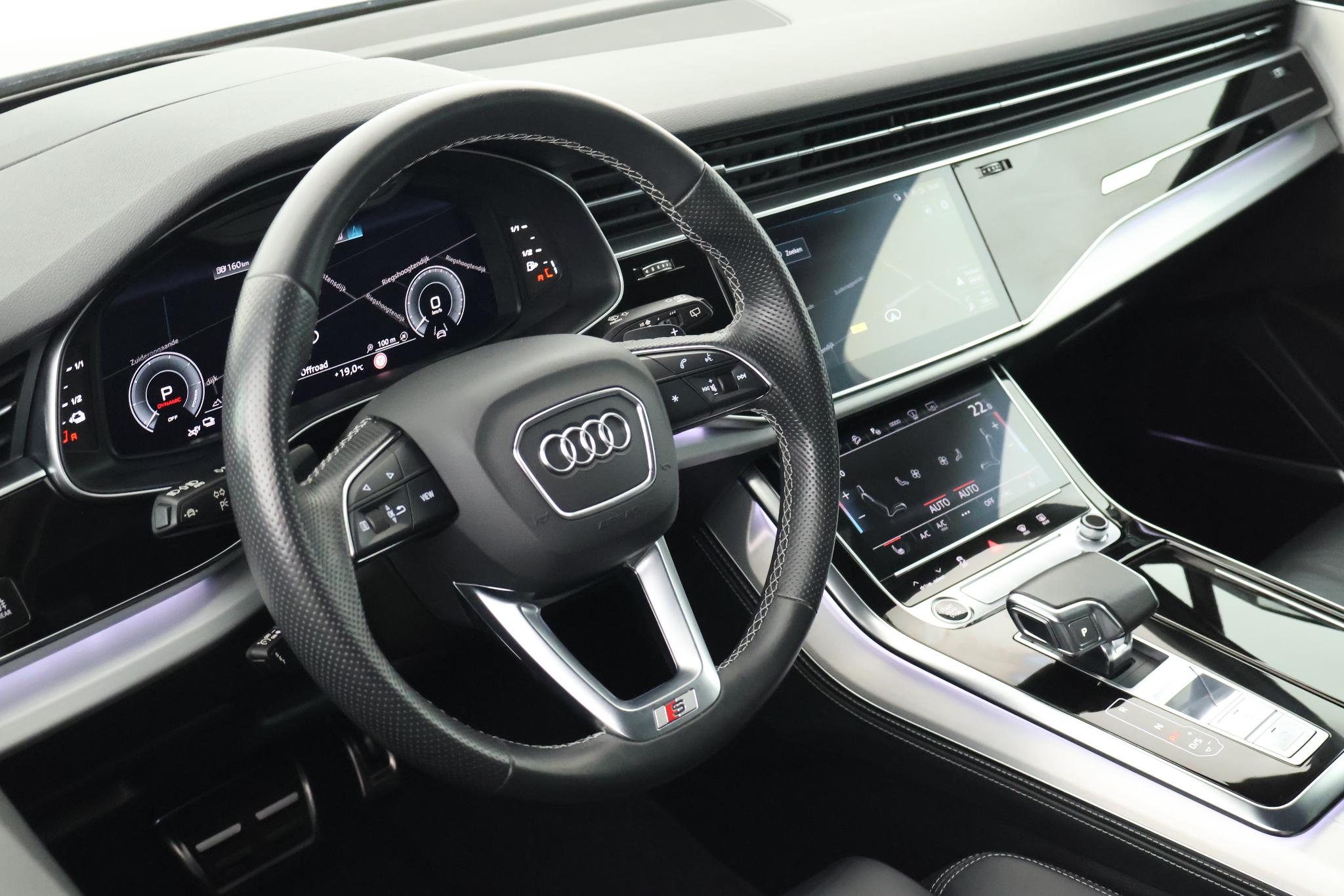 Foto van Audi Q7 55 TFSI E
