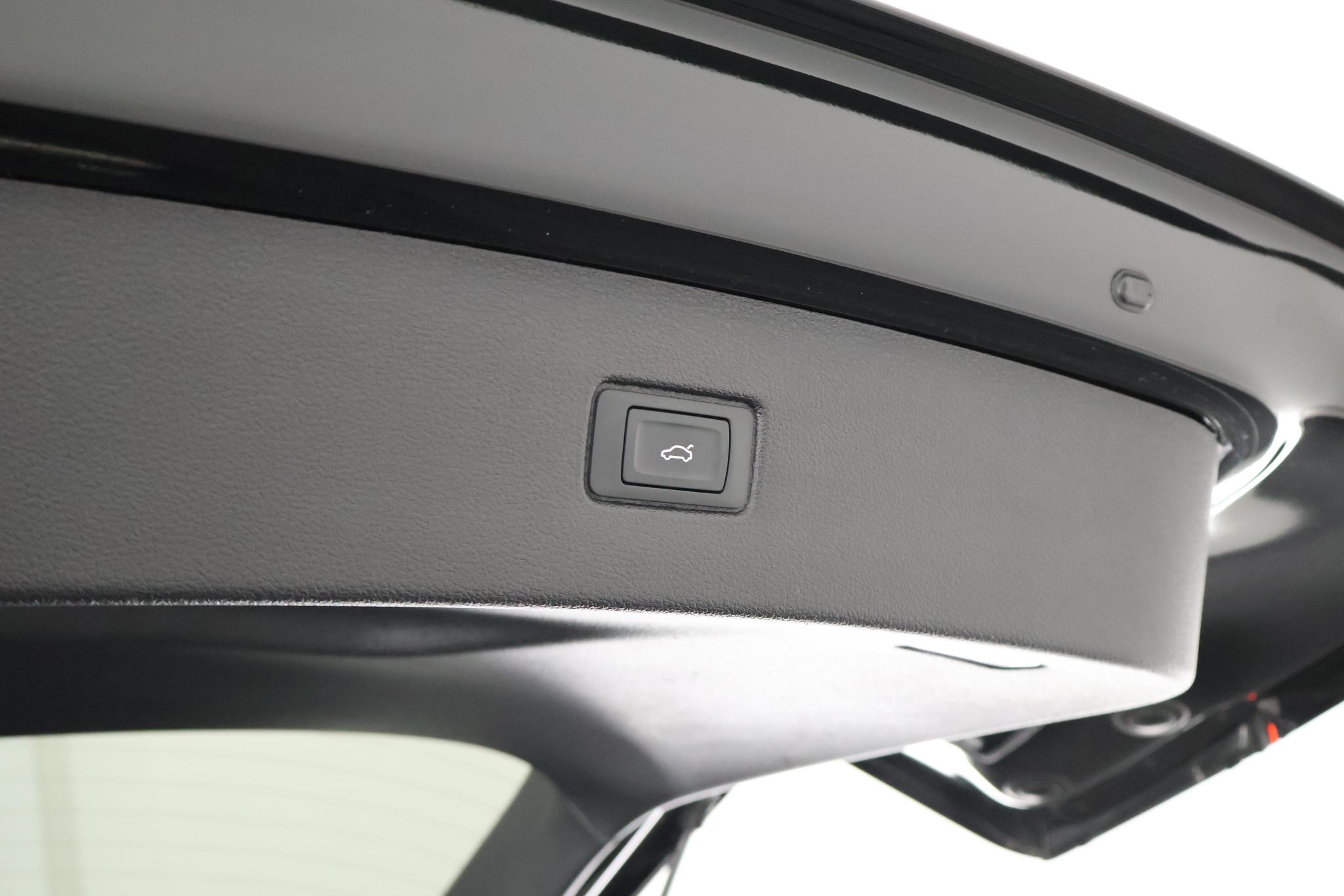 Foto van Audi Q7 55 TFSI E