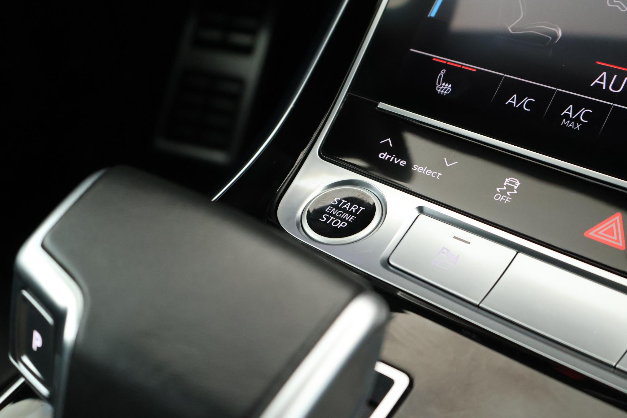 Foto van Audi Q7 55 TFSI E