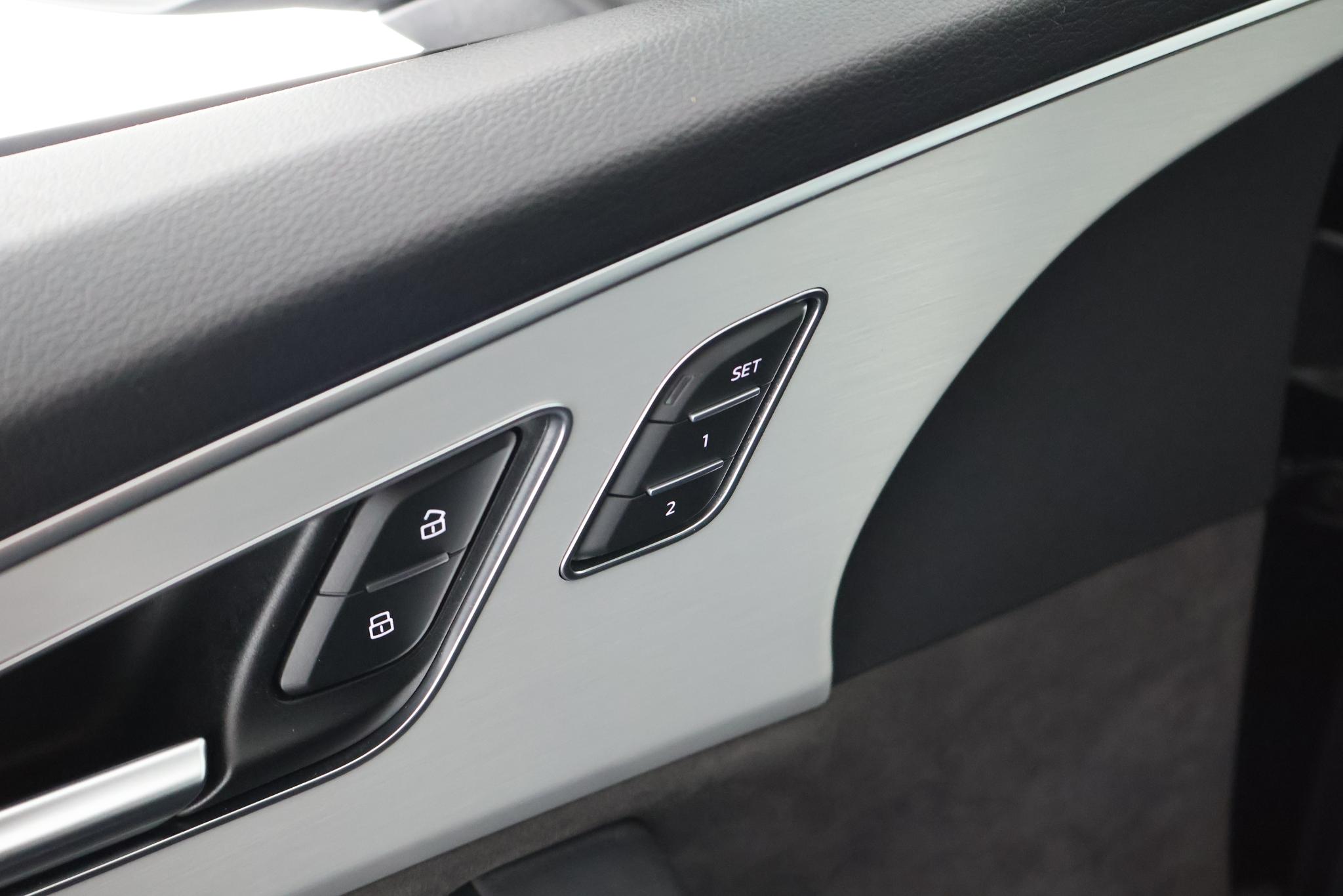 Foto van Audi Q7 55 TFSI E
