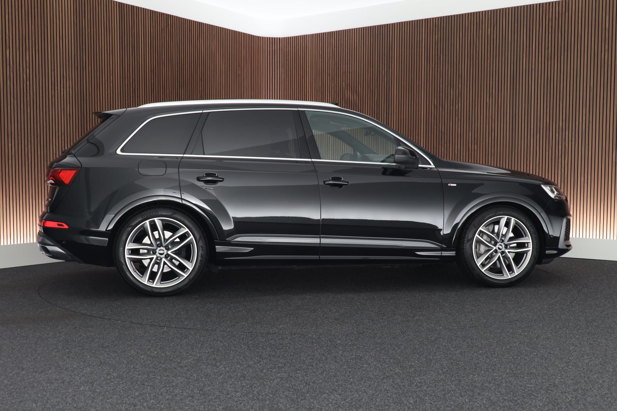 Foto van Audi Q7 55 TFSI E