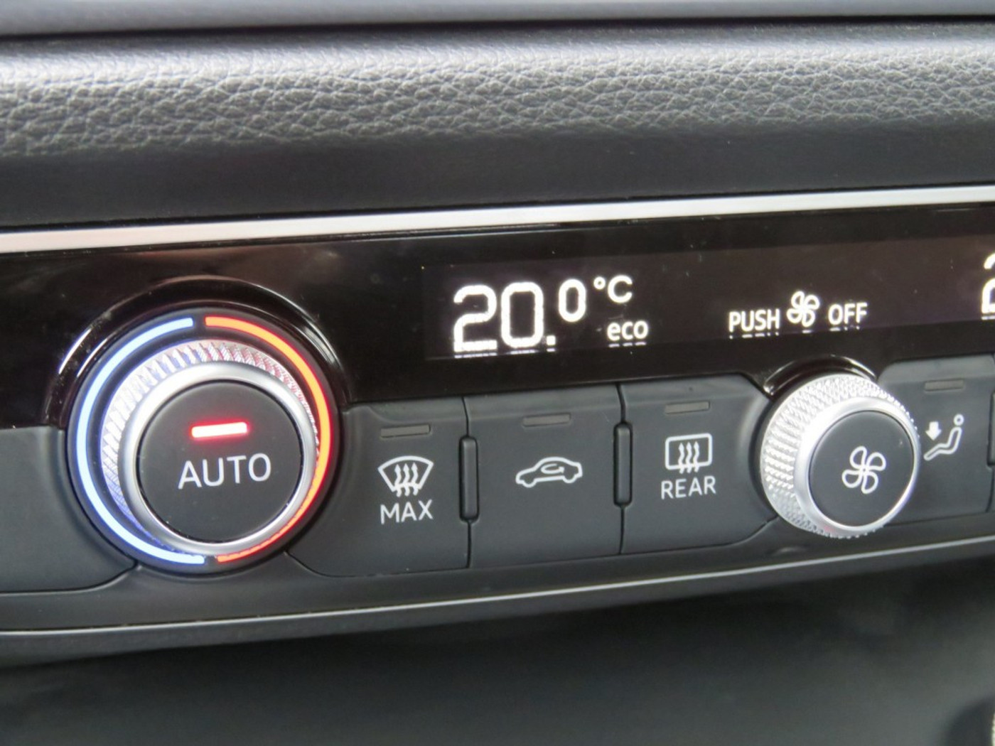 Foto van Audi Q3 E-tron