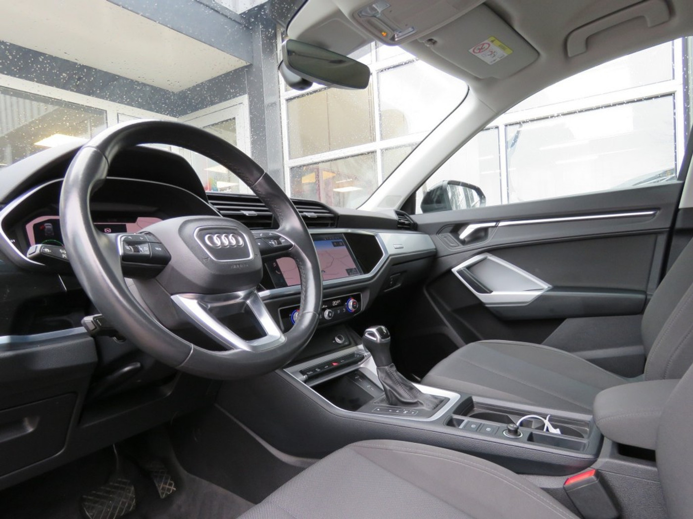 Foto van Audi Q3 E-tron