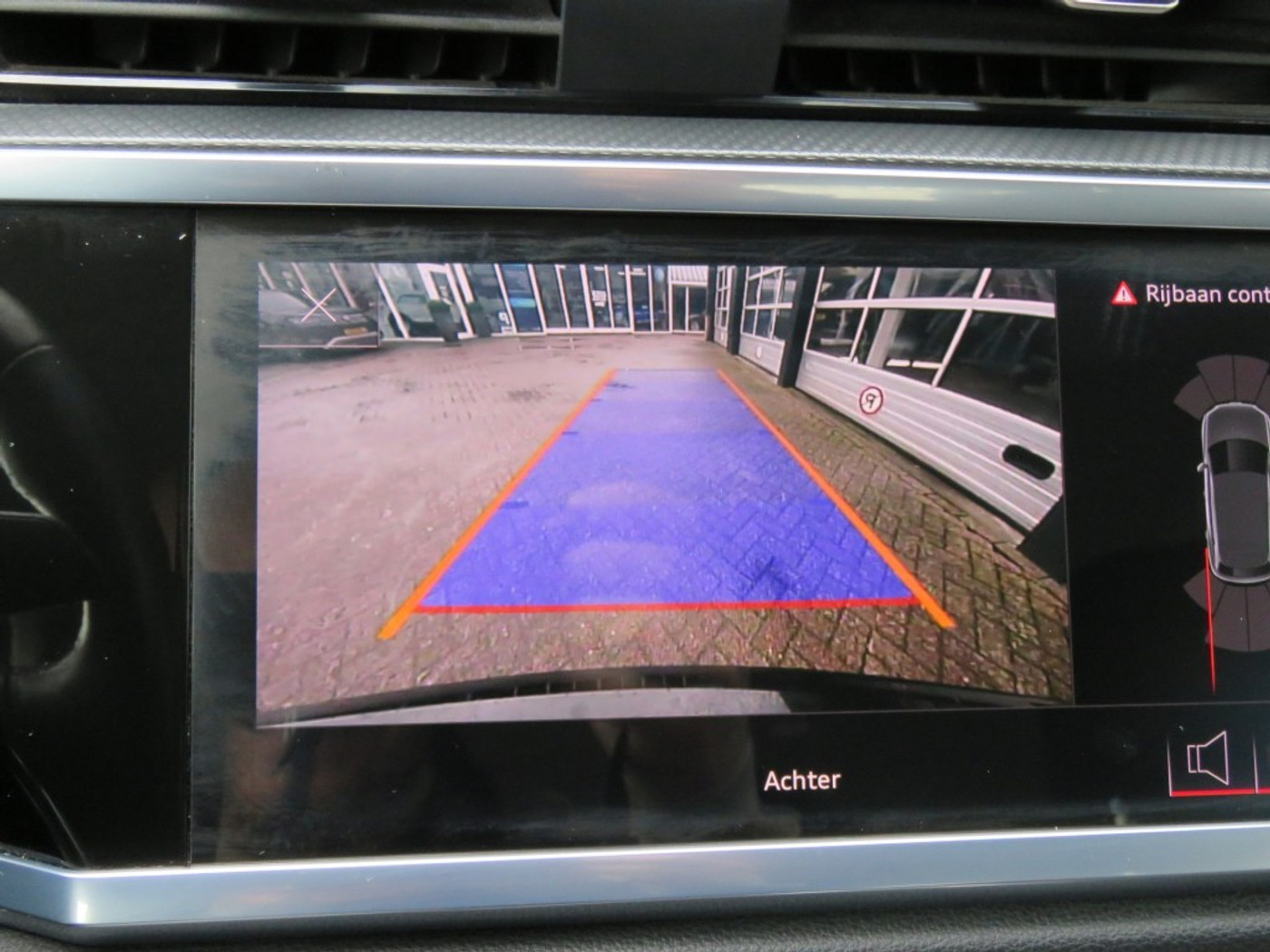 Foto van Audi Q3 E-tron