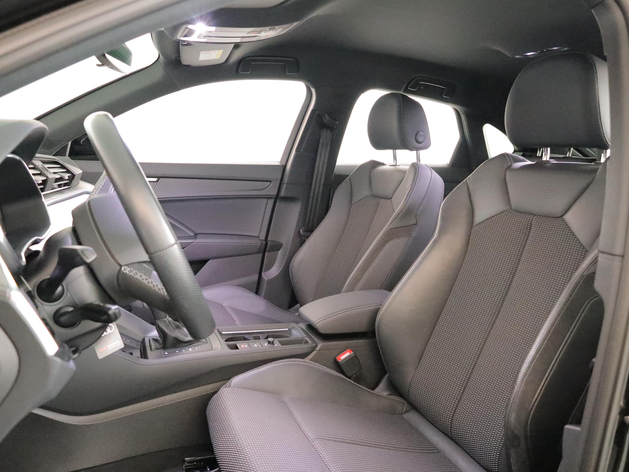Foto van Audi Q3 Sportback E-tron