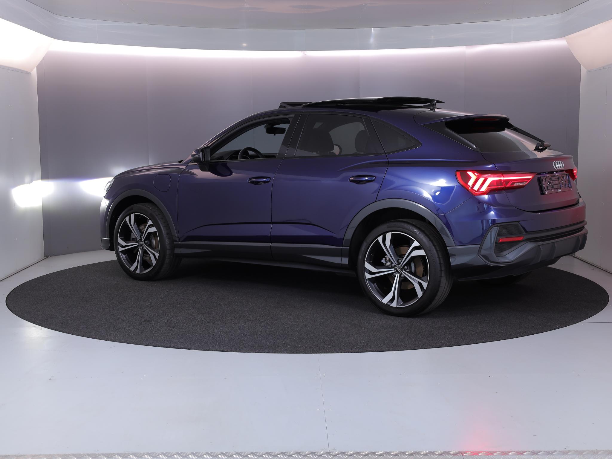Foto van Audi Q3 Sportback E-tron