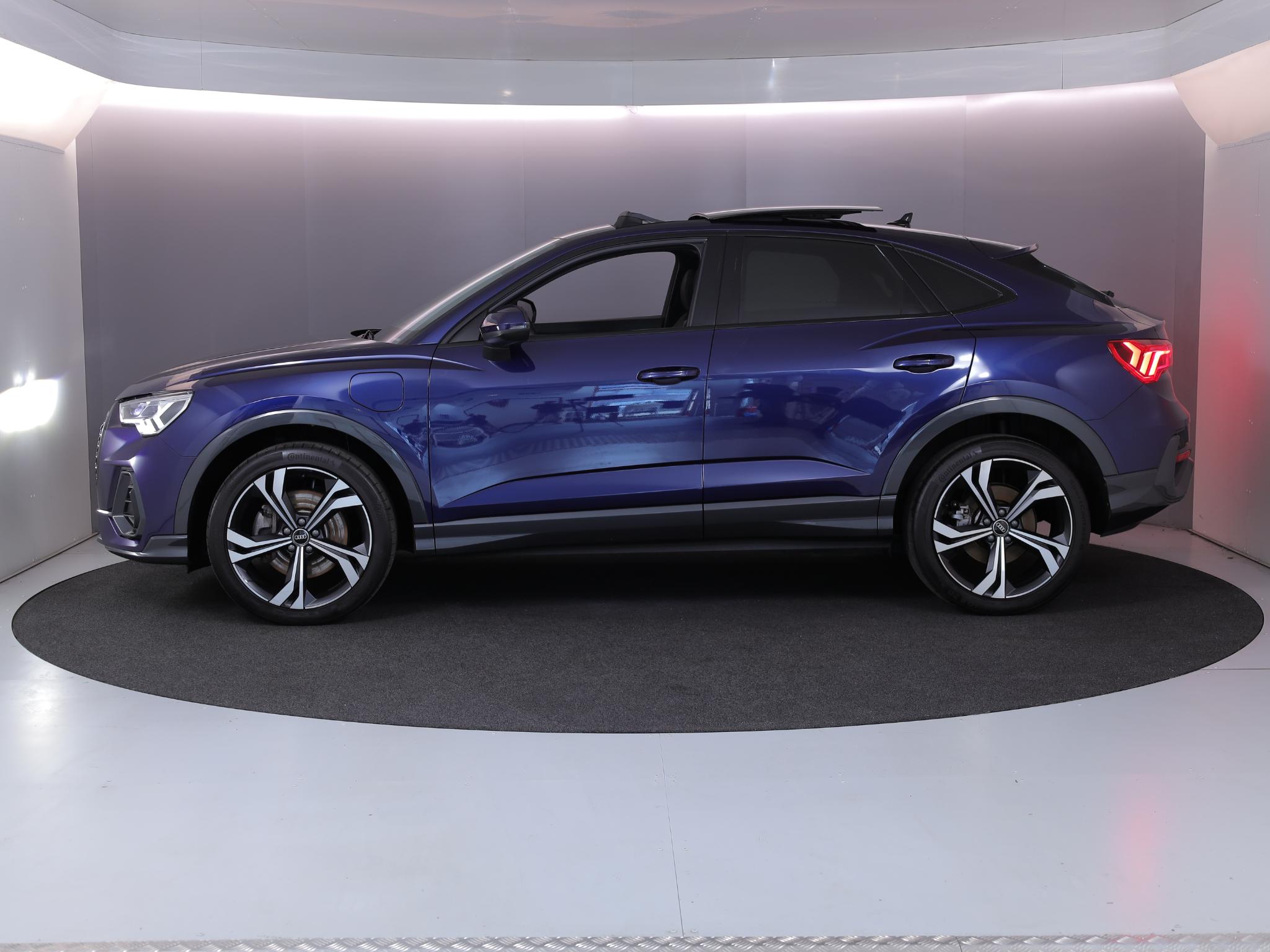 Foto van Audi Q3 Sportback E-tron