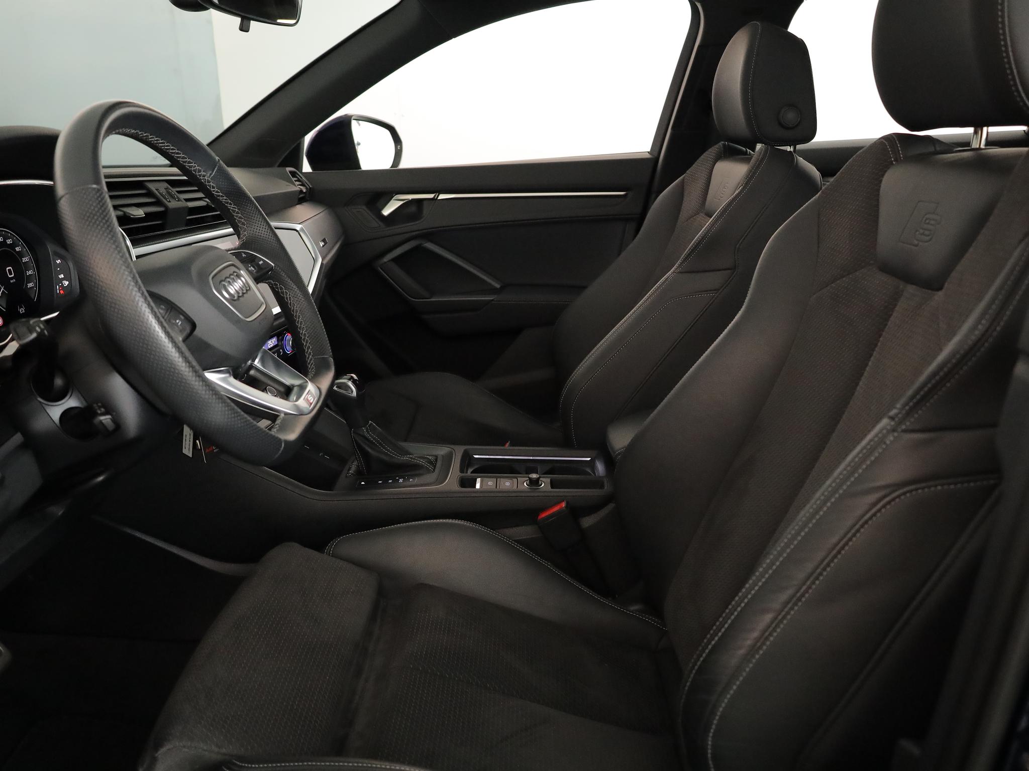Foto van Audi Q3 Sportback E-tron