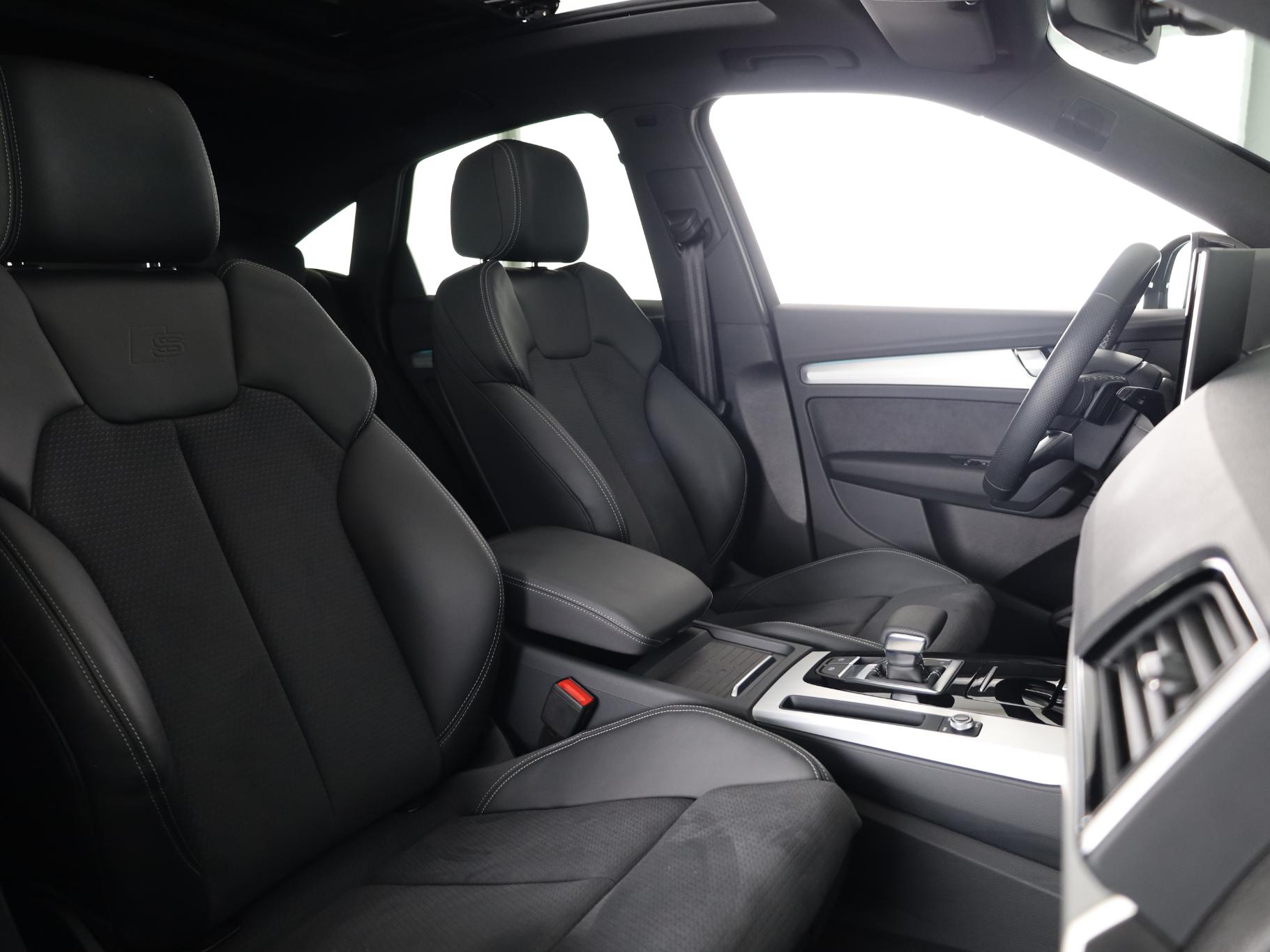 Foto van Audi Q5 Sportback 55 TFSI E