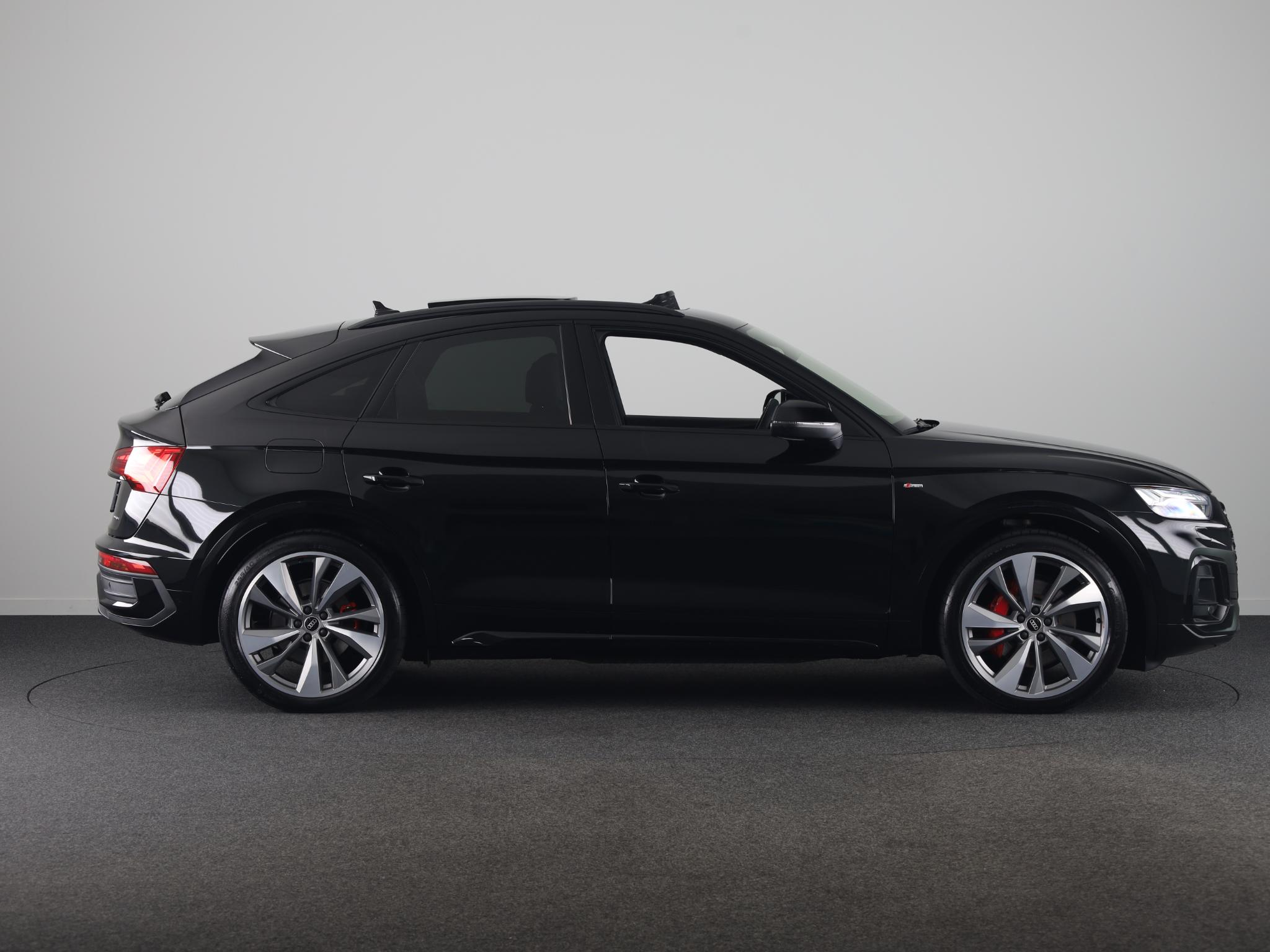 Foto van Audi Q5 Sportback 55 TFSI E