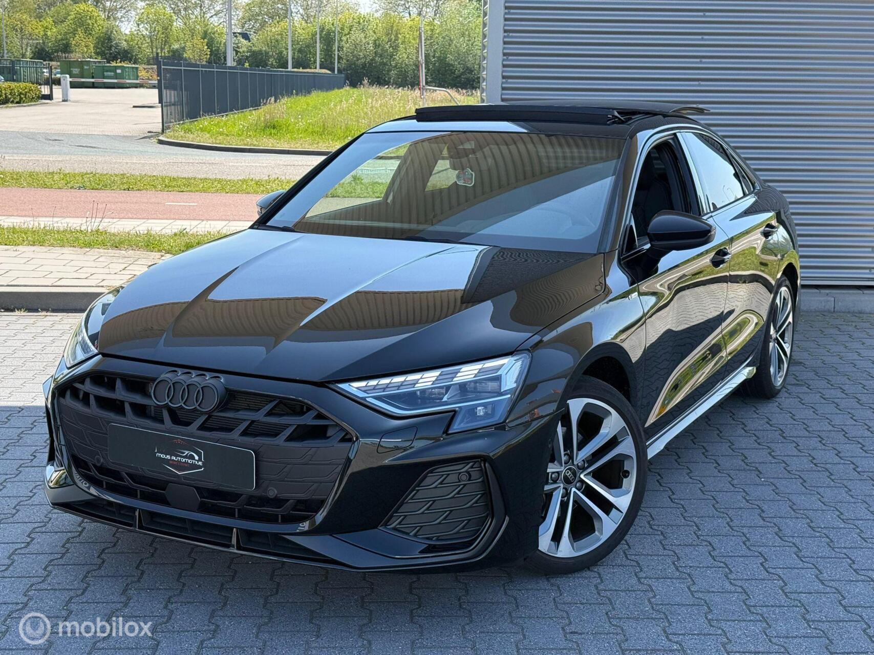 Audi A3 Limousine 35 TFSI S edition 2025 - voorkant