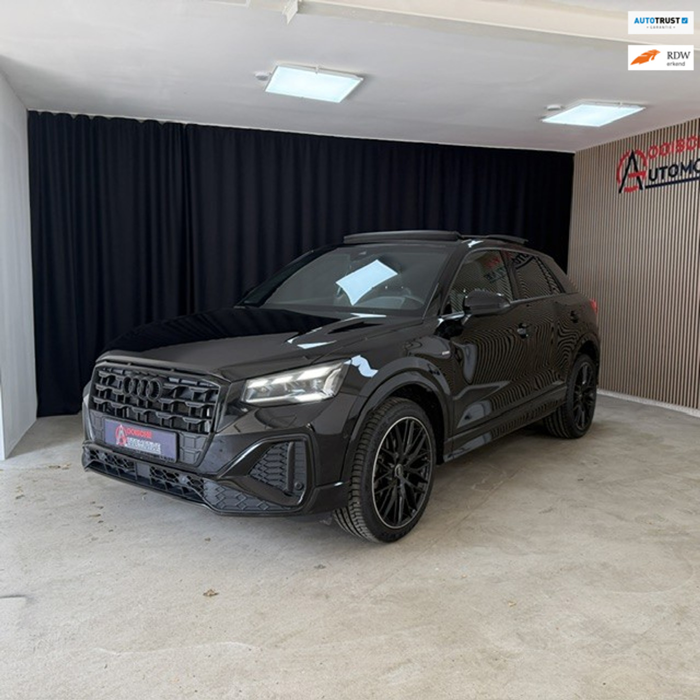 Audi Q2 35 TFSI S Line. Pano/ cam/drive/ black pakket 2023 - voorkant