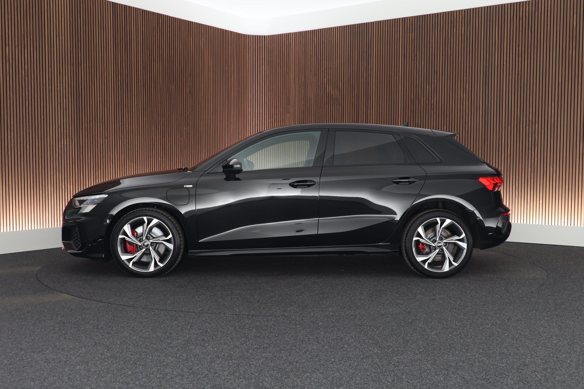 Foto van Audi A3 45 TFSIe