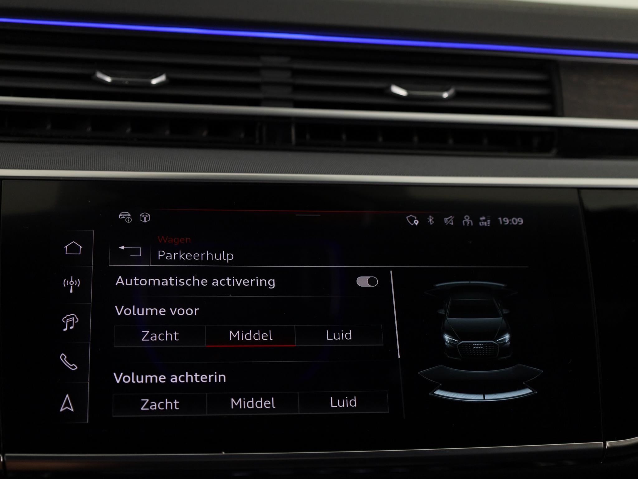 Foto van Audi A8