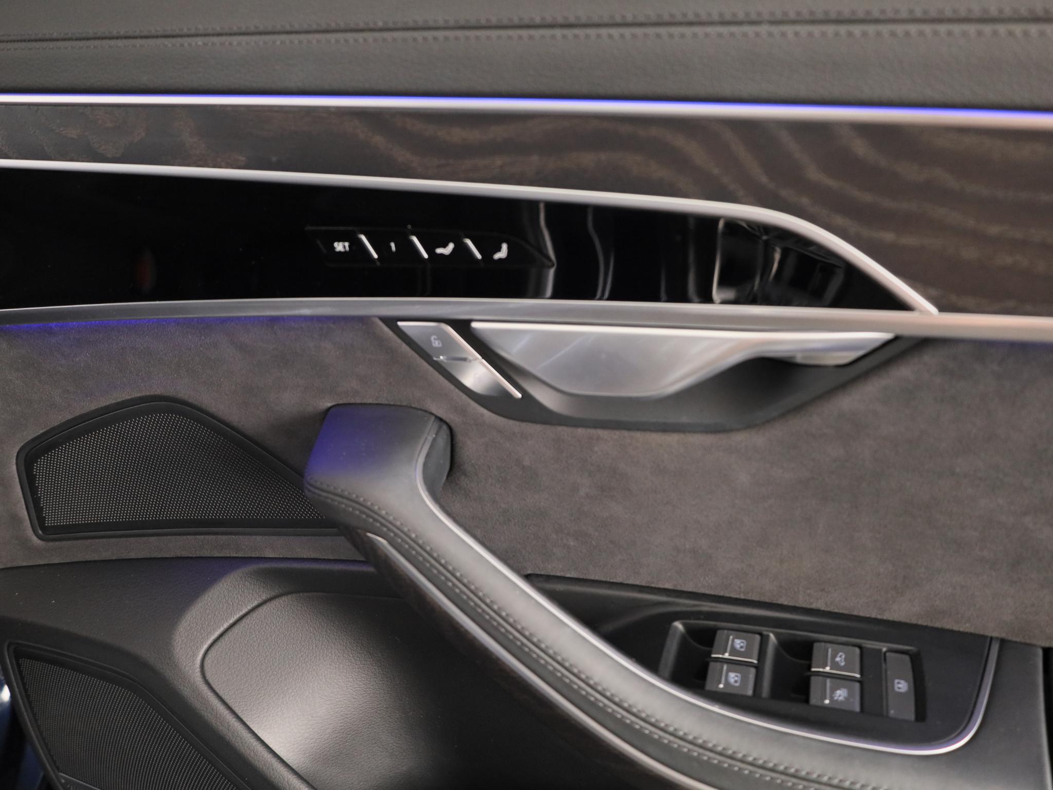 Foto van Audi A8