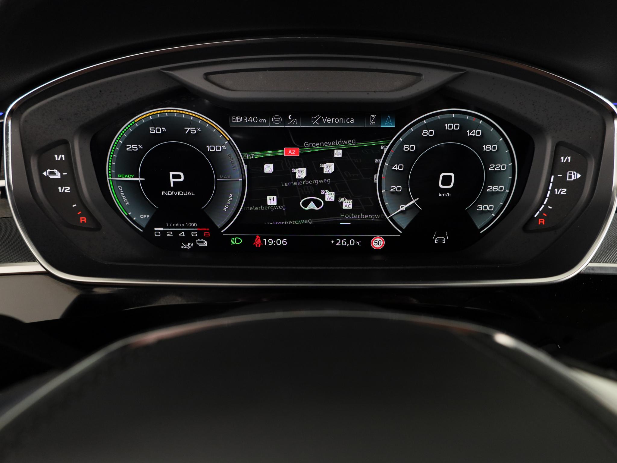 Foto van Audi A8