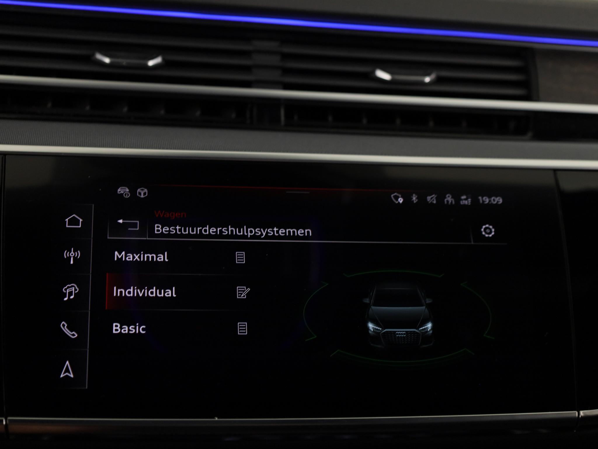 Foto van Audi A8
