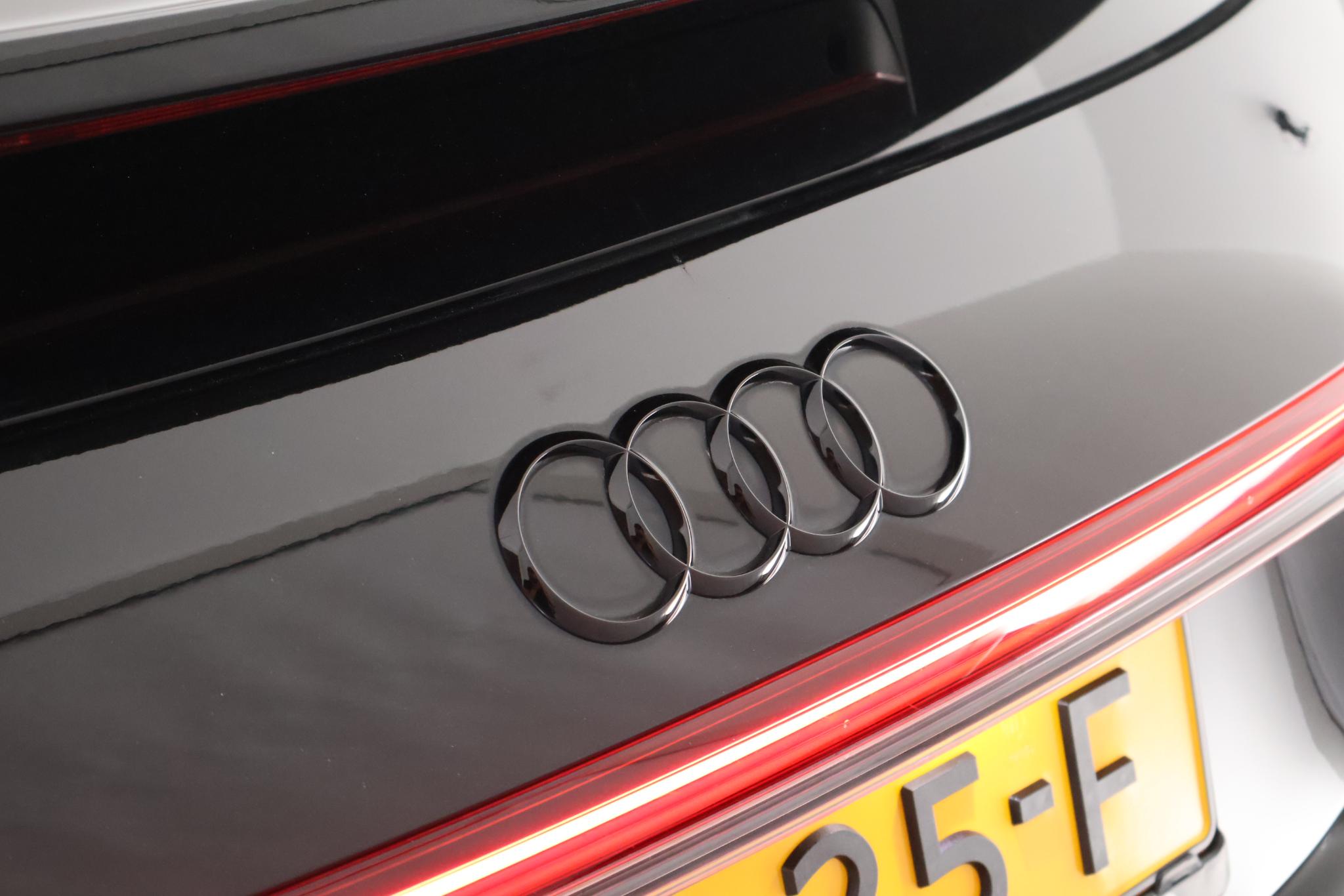 Foto van Audi Q4 Sportback 40 E-tron