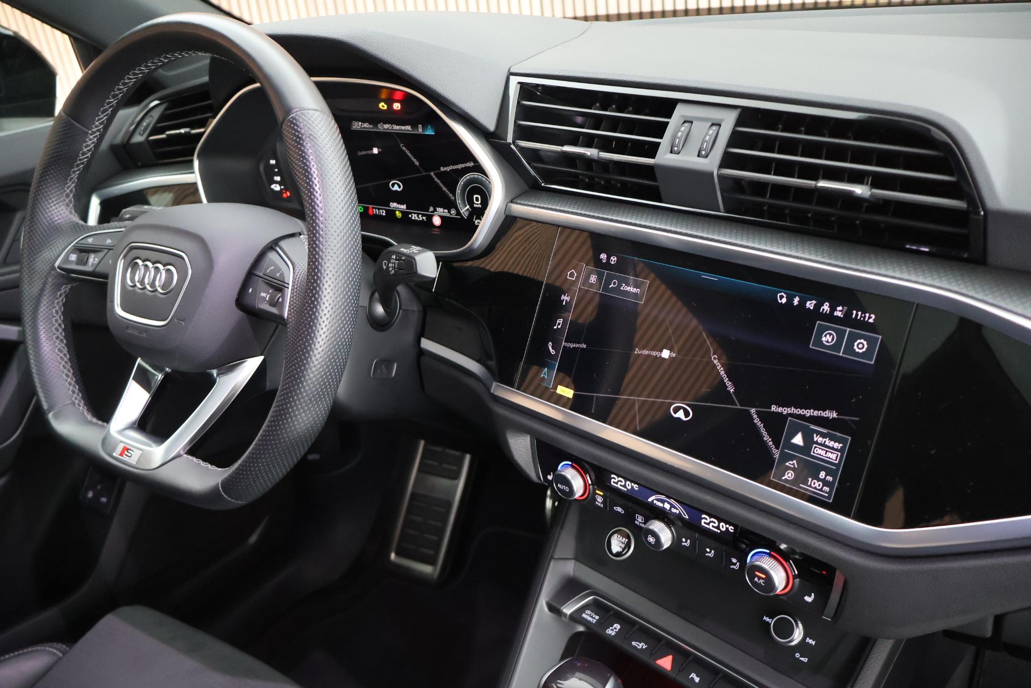 Foto van Audi Q3 Sportback E-tron