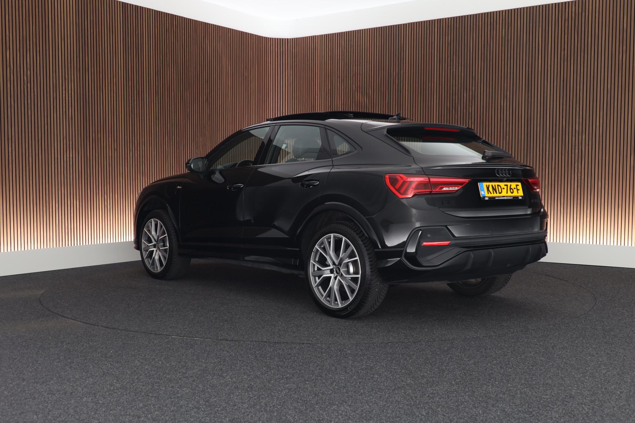 Foto van Audi Q3 Sportback E-tron