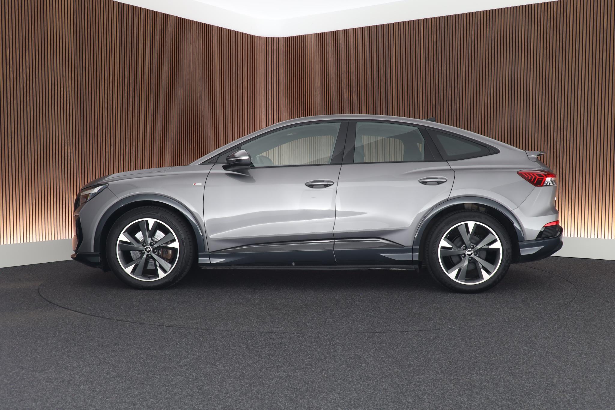 Foto van Audi Q4 Sportback 50 E-tron