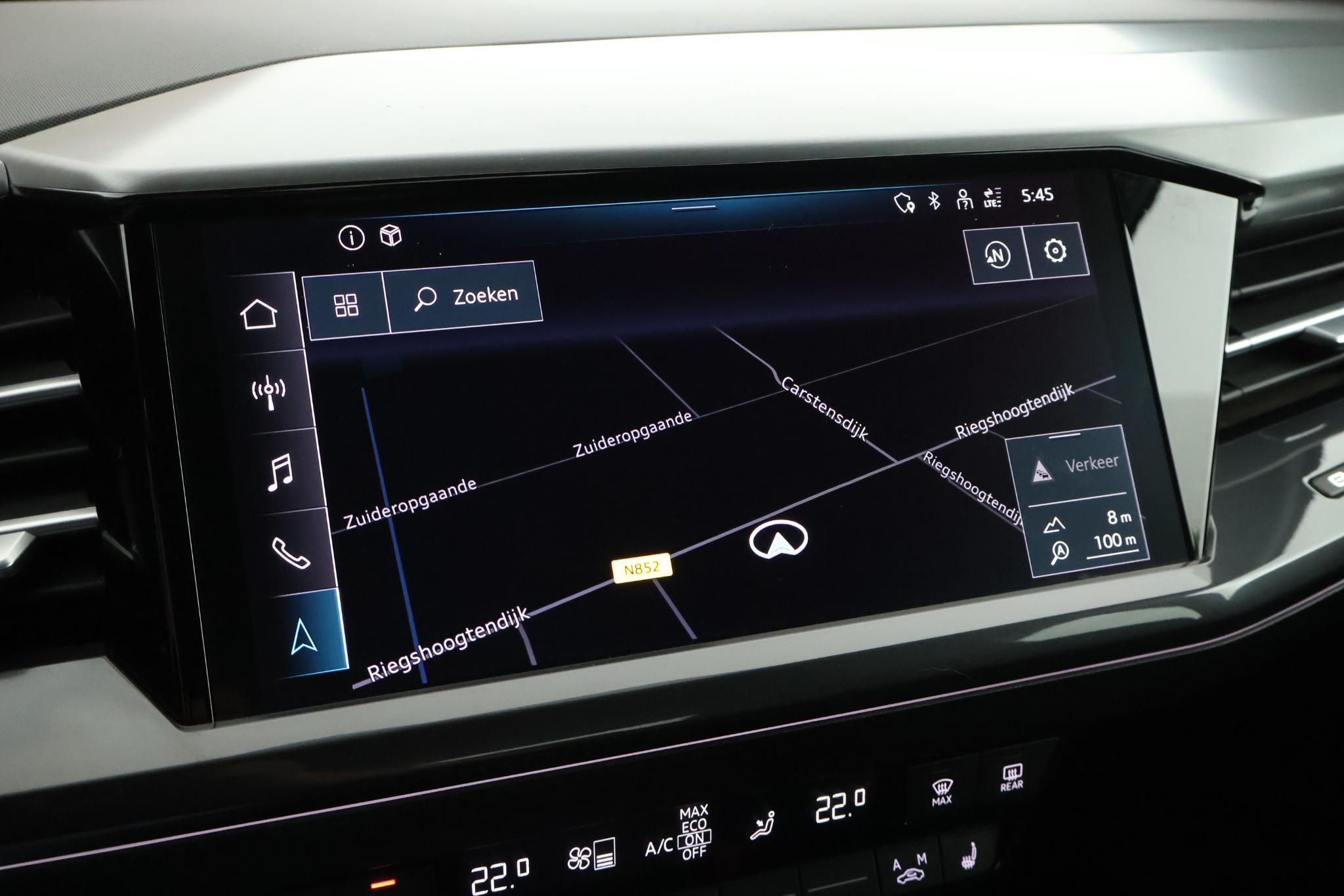 Foto van Audi Q4 Sportback 50 E-tron