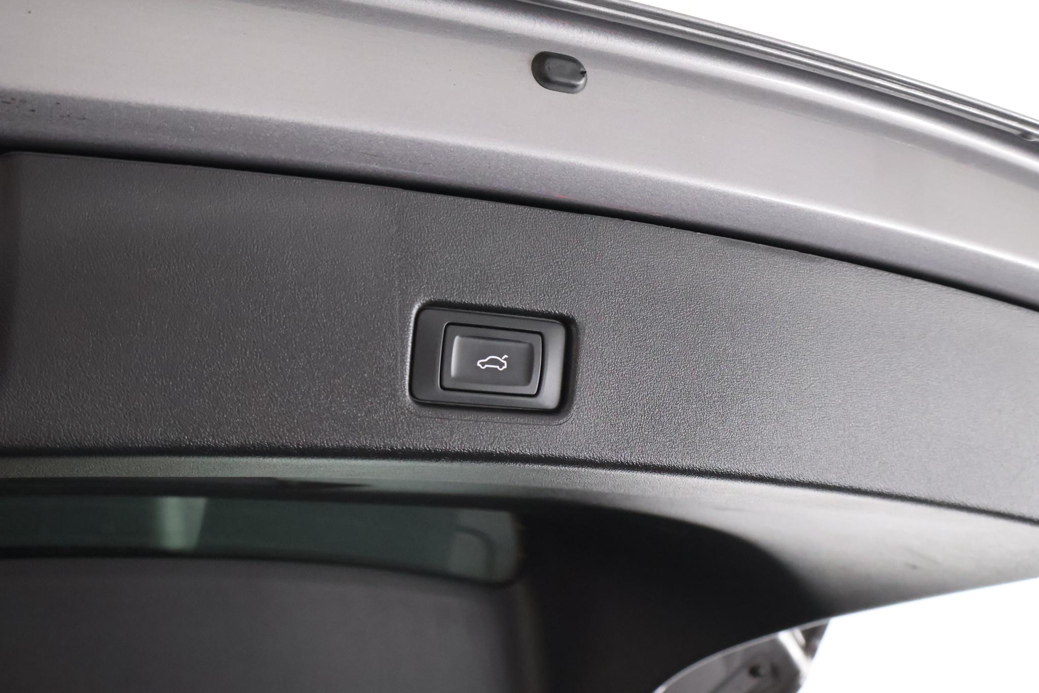 Foto van Audi Q4 Sportback 50 E-tron