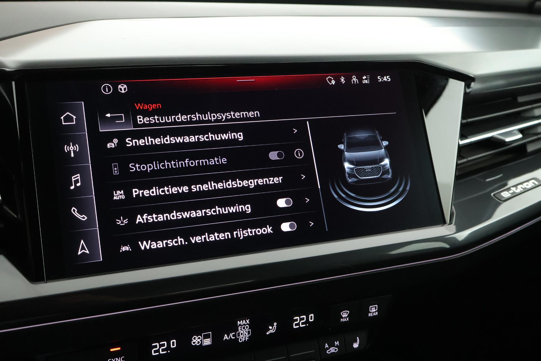 Foto van Audi Q4 Sportback 50 E-tron