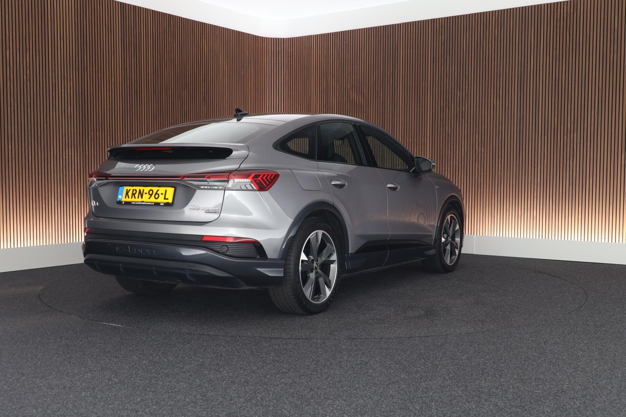Foto van Audi Q4 Sportback 50 E-tron